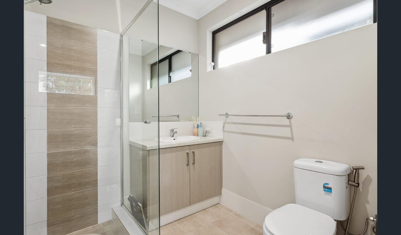 Lovely Brand New Dayton Home — Home image 8