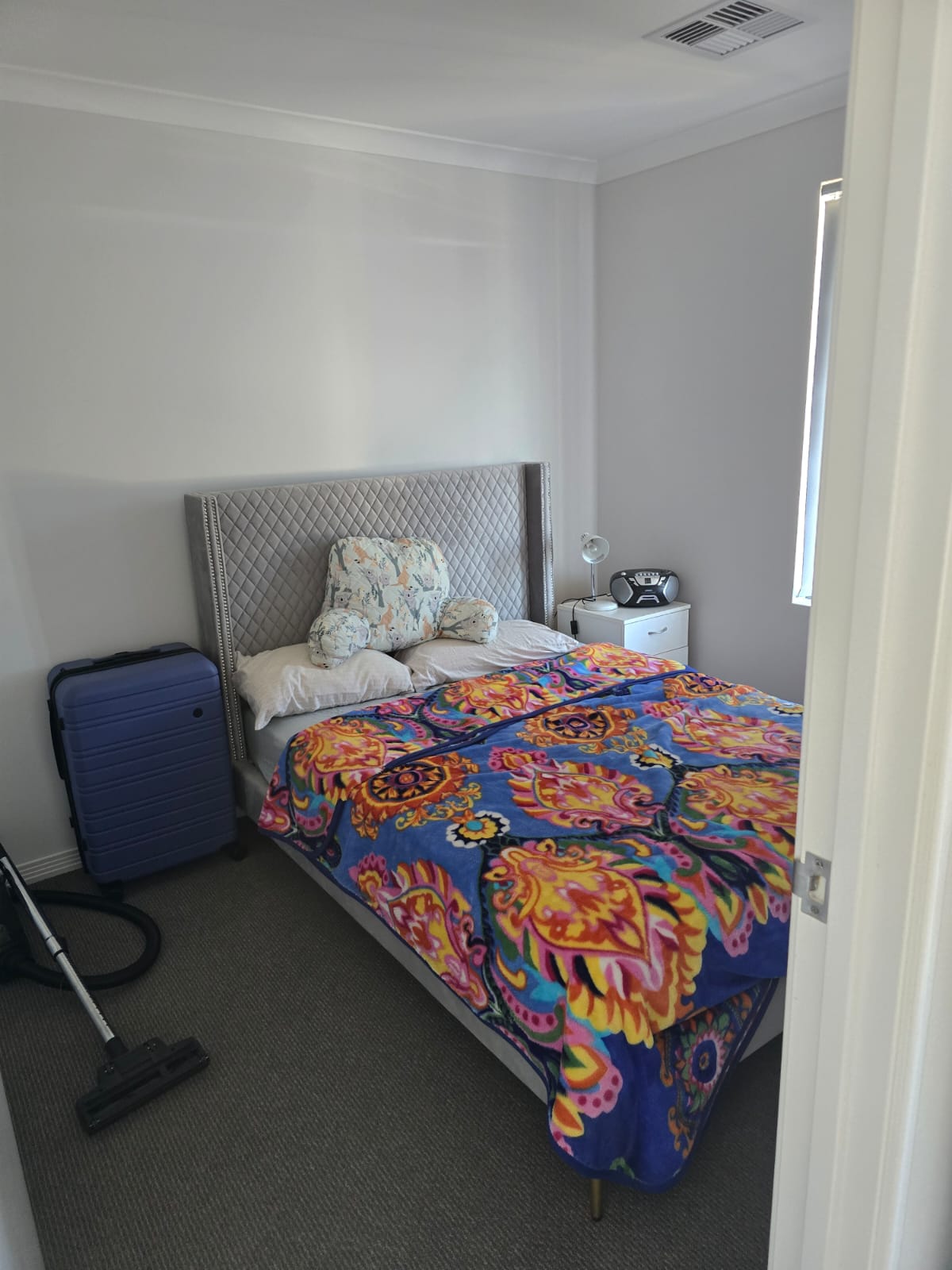 MODERN SIL HOME — Home image 5