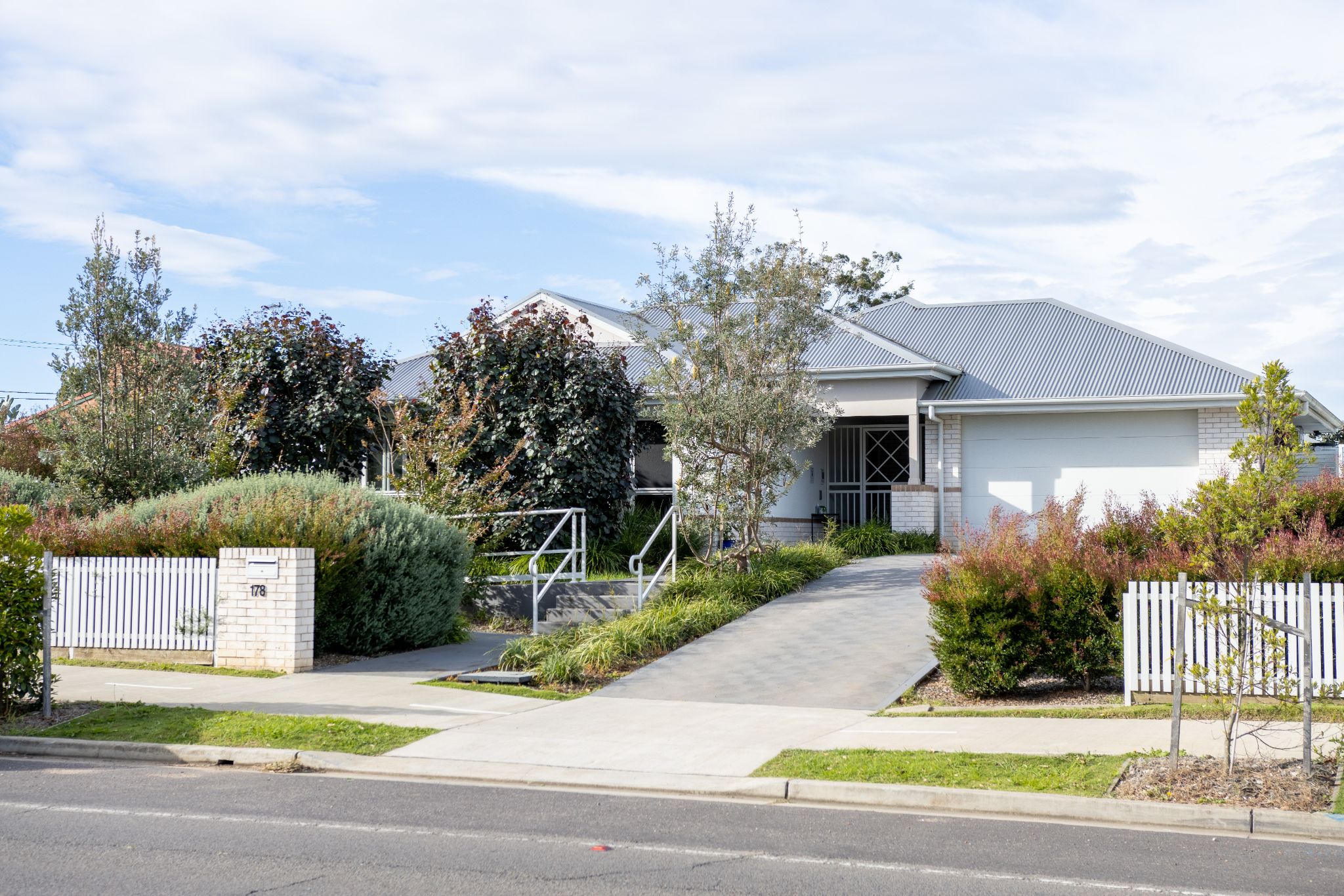 Morriset - SDA HPS House 3 bed & HPS Villa 2res — Home image 2
