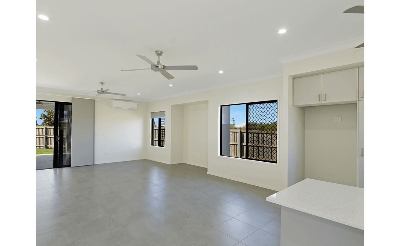 BURDELL QLD – FULLY ACCESSIBLE SDA VILLA — Home image 4