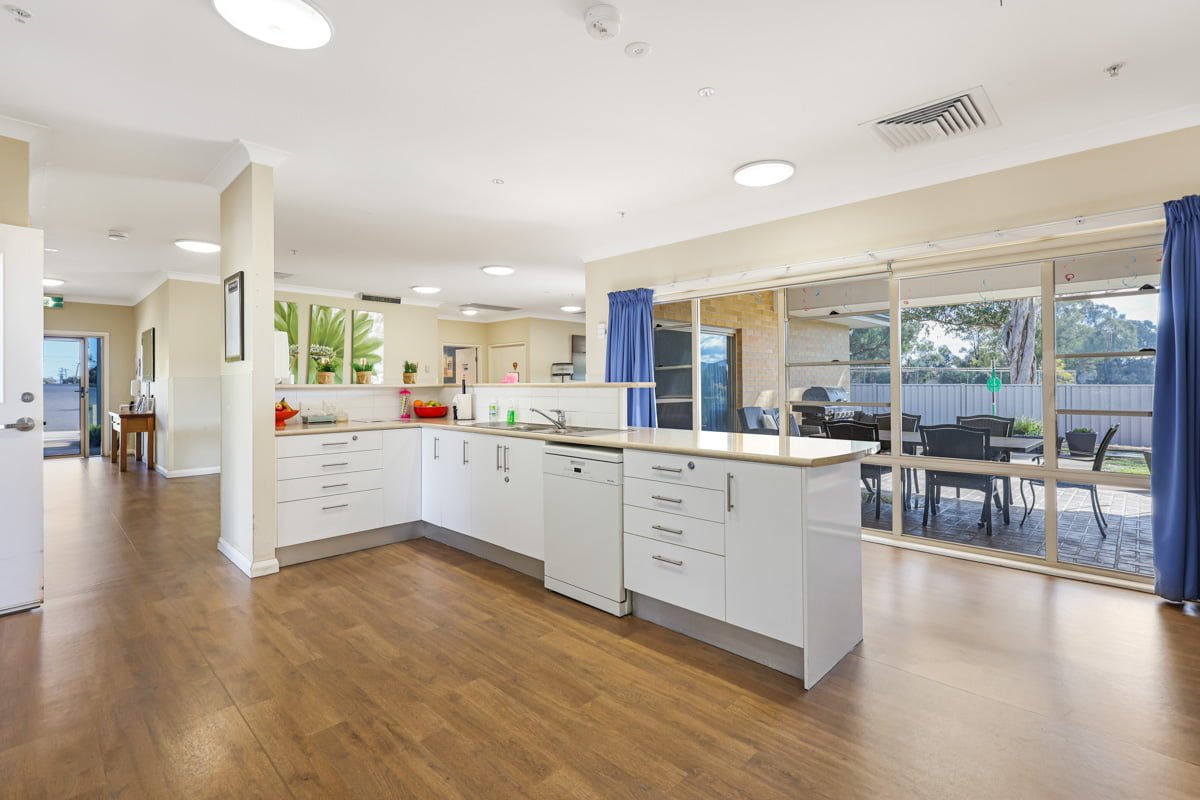 Make new lifelong friends in this beautifully purpose built home. — Home image 4