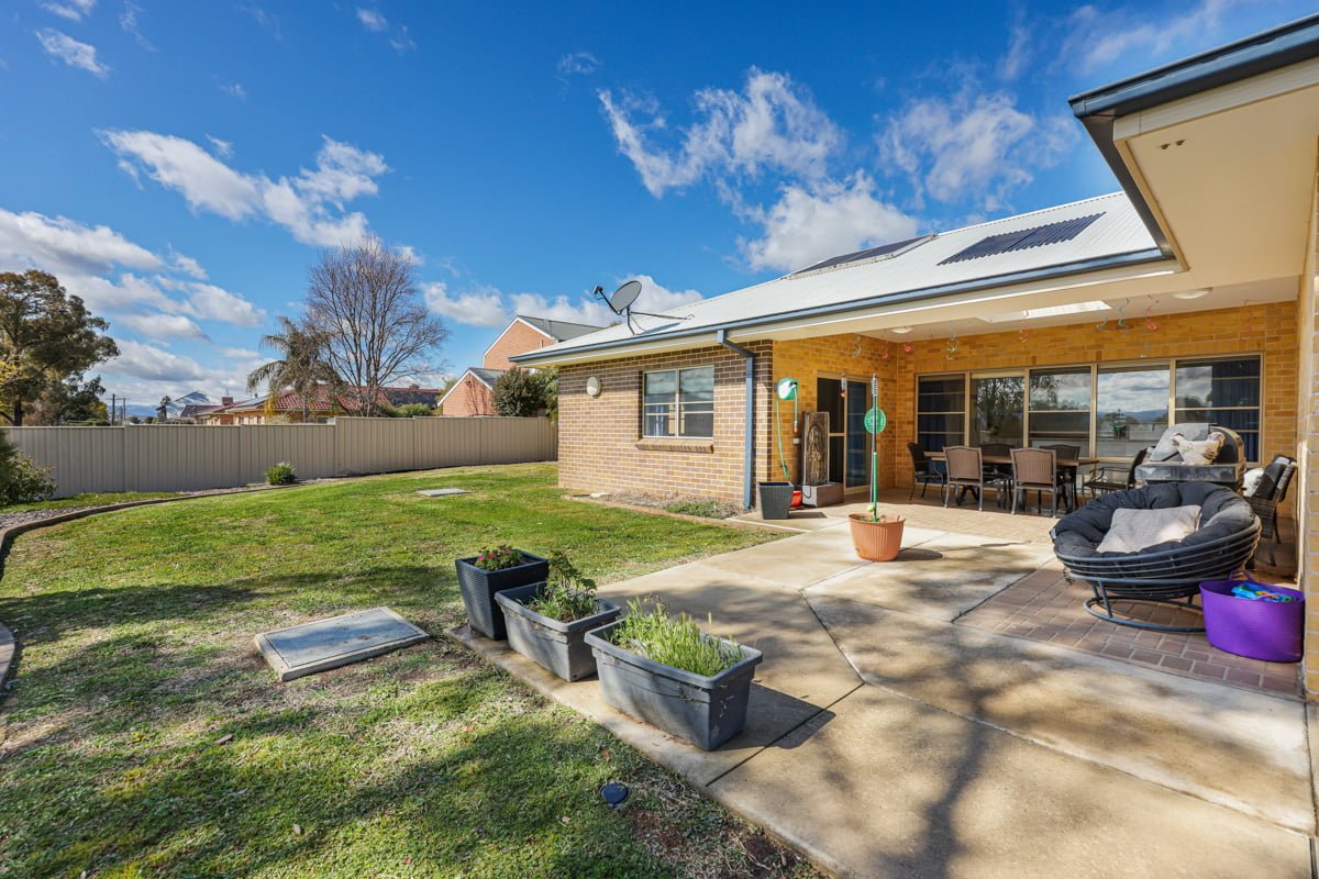 Make new lifelong friends in this beautifully purpose built home. — Home image 9
