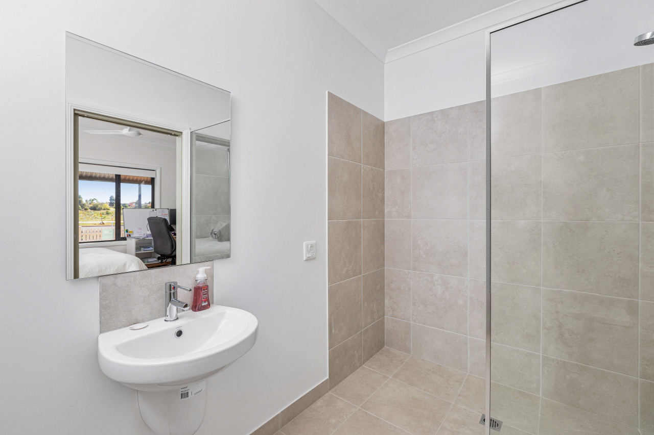 71 Sixteenth Street, Mildura, VIC – IL — Home image 17