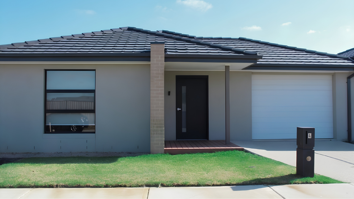 Spacious House in Melton South, VIC 3338 in Melton South