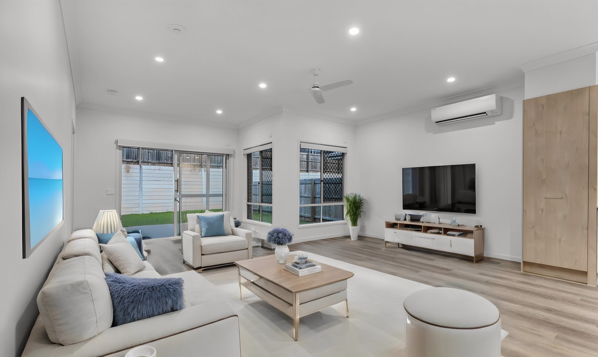 Exceptional full y accessibl SDA Living in the Heart of Spring Mountain — Home image 5