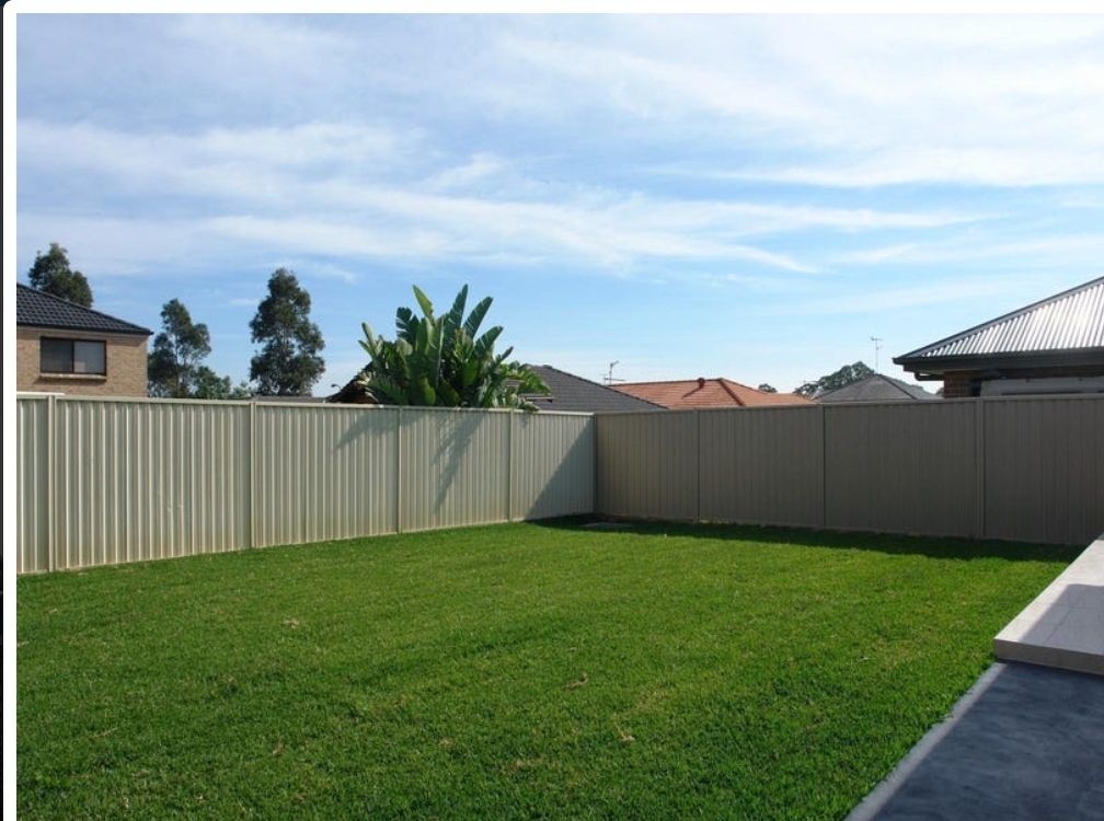 Spacious Home close to shops — Home image 3