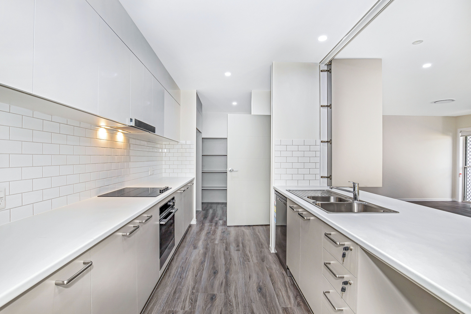 Modern Robust Home in Bellmere — Home image 2