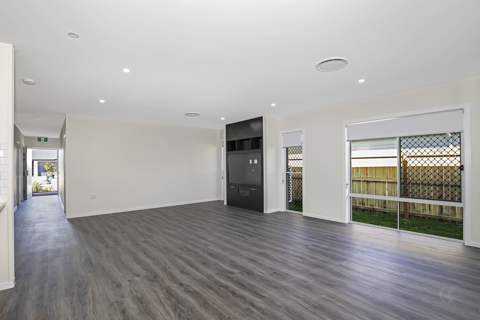 Modern Robust Home in Bellmere — Home image 6