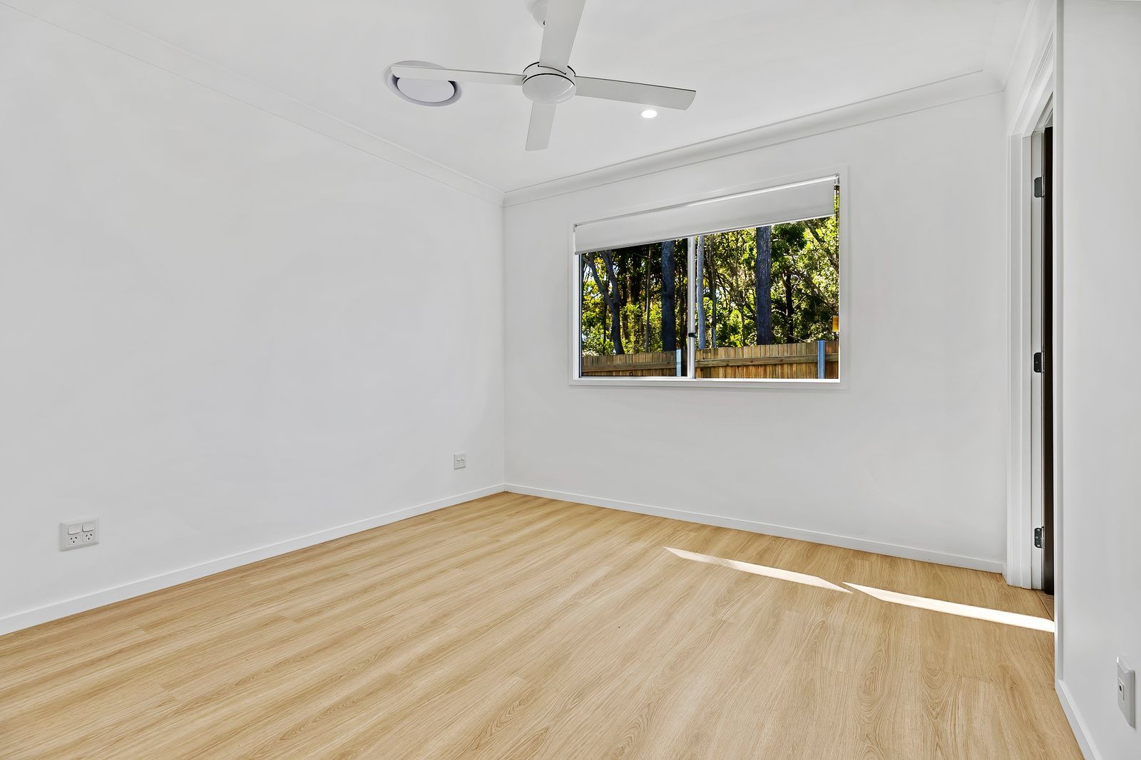 3 SDA + OOA available in Torquay — Home image 4