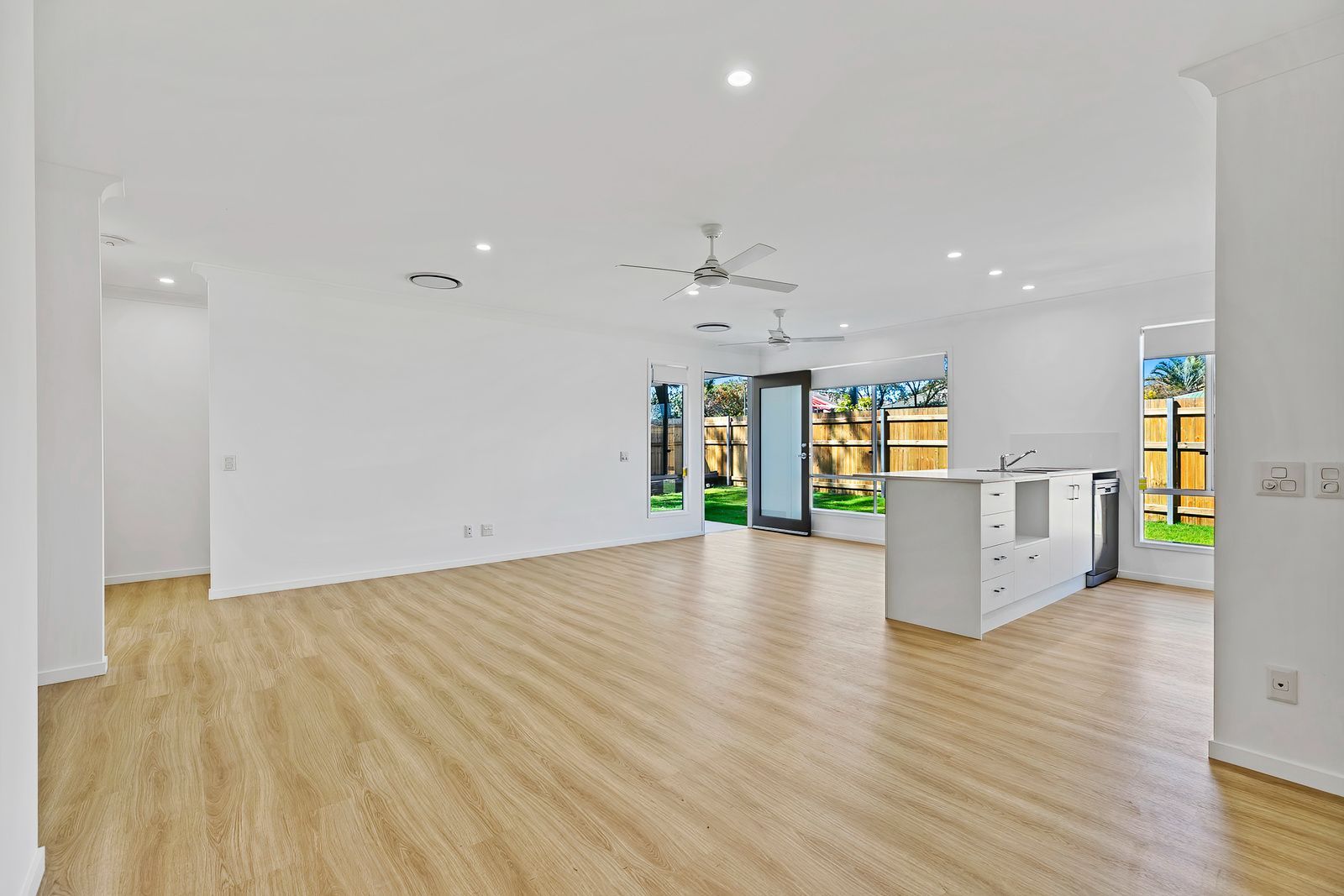 3 SDA + OOA available in Torquay — Home image 6