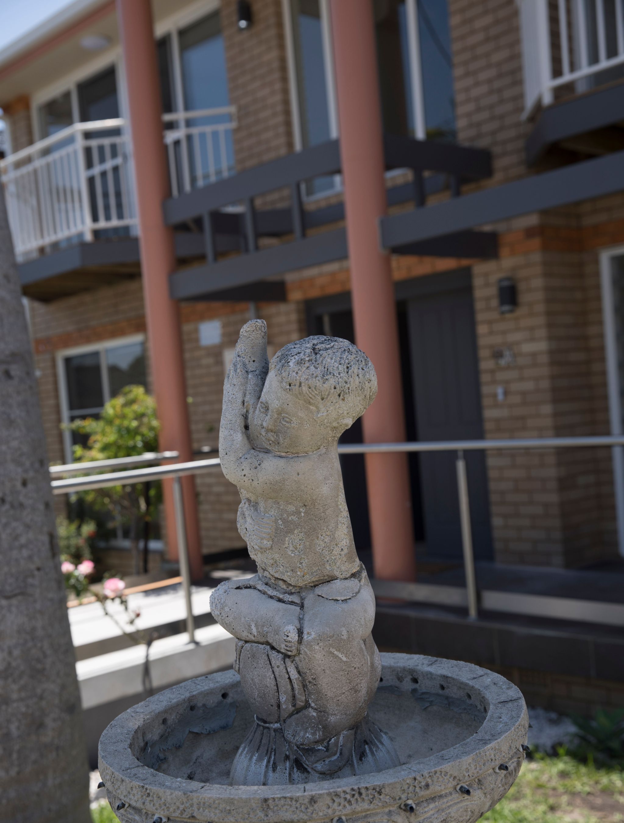 Griffin House — Home image 2