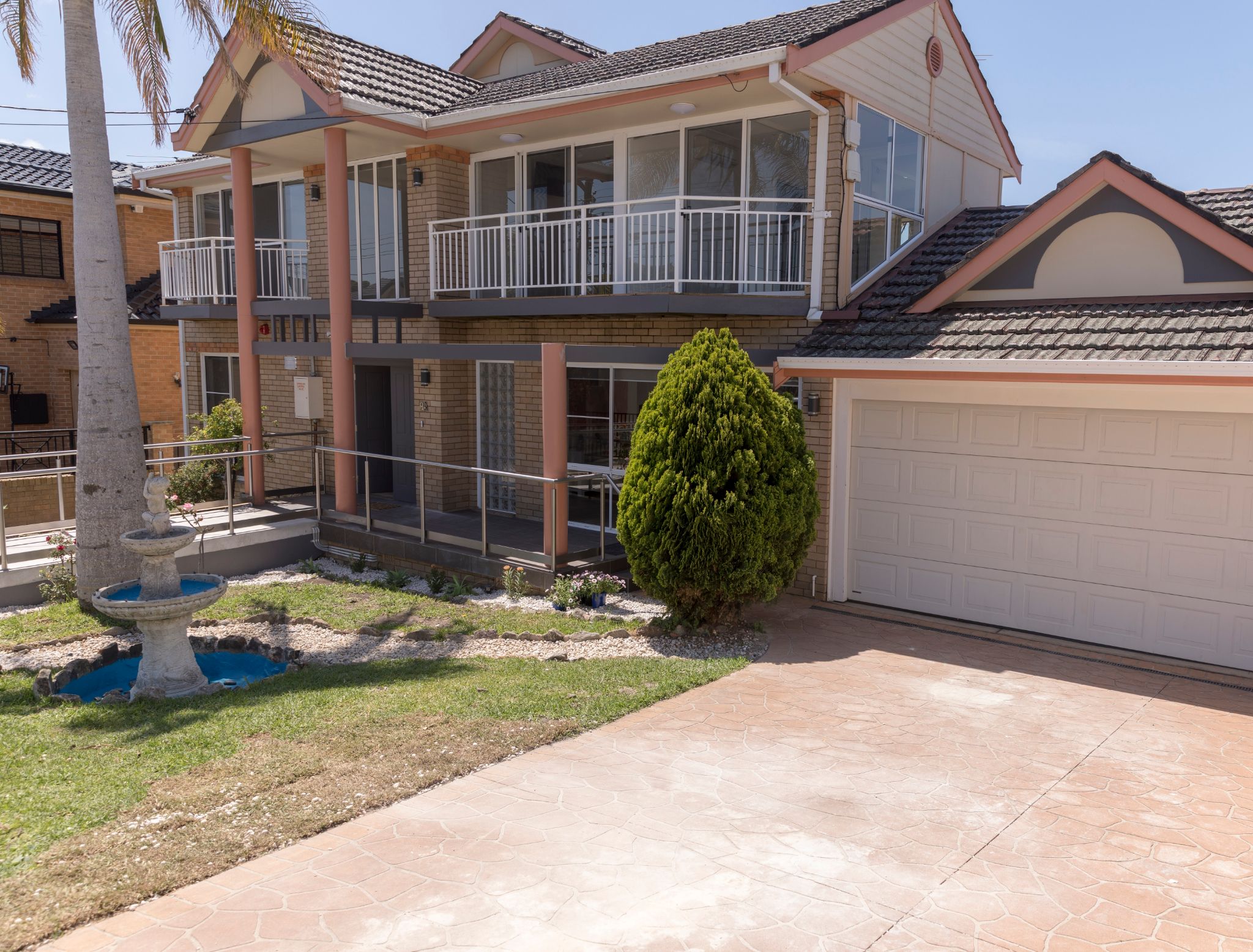 Griffin House — Home image 6