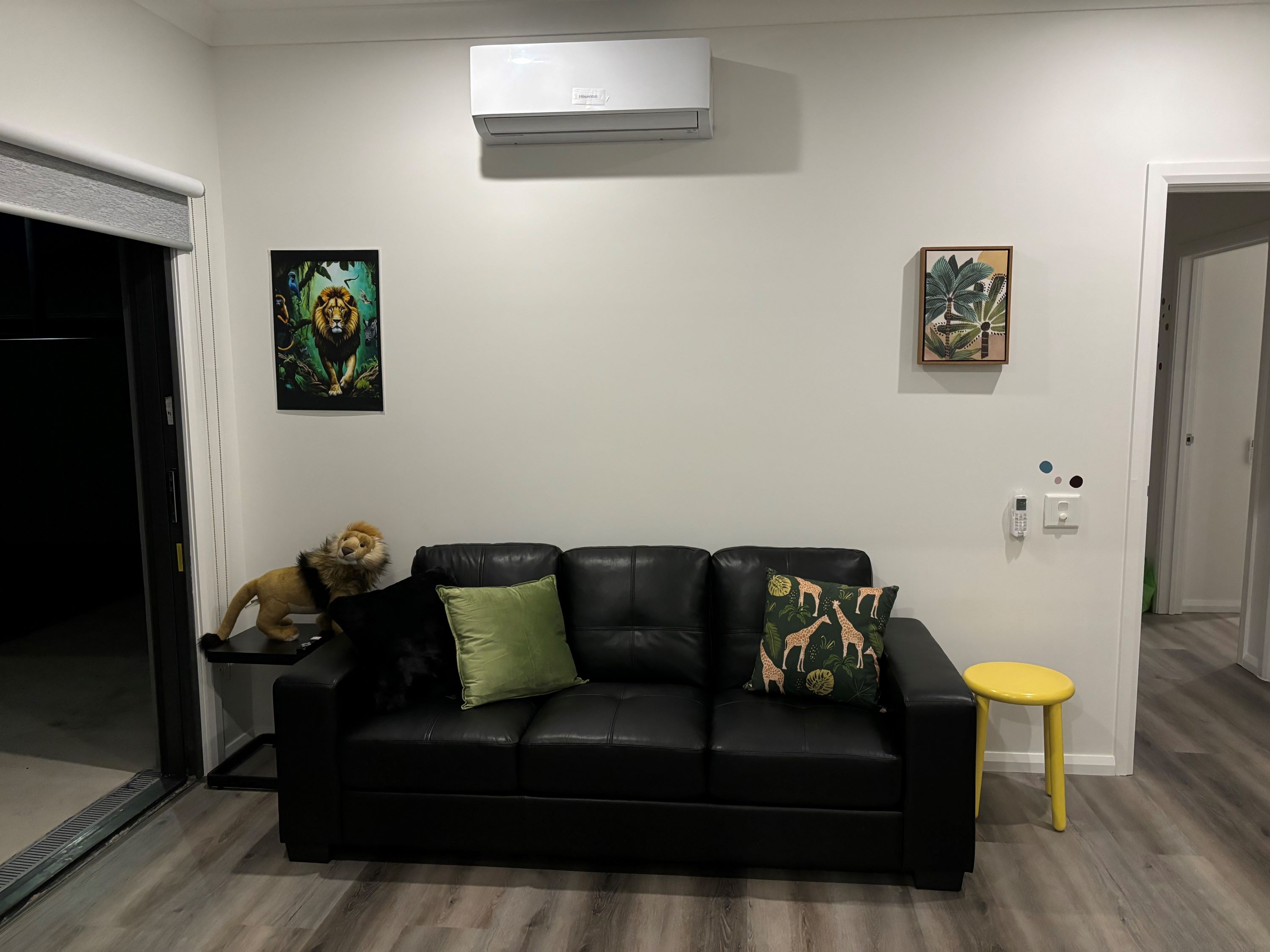 Available now - Looking for housemate 2 person IL/Robust house — Home image 5
