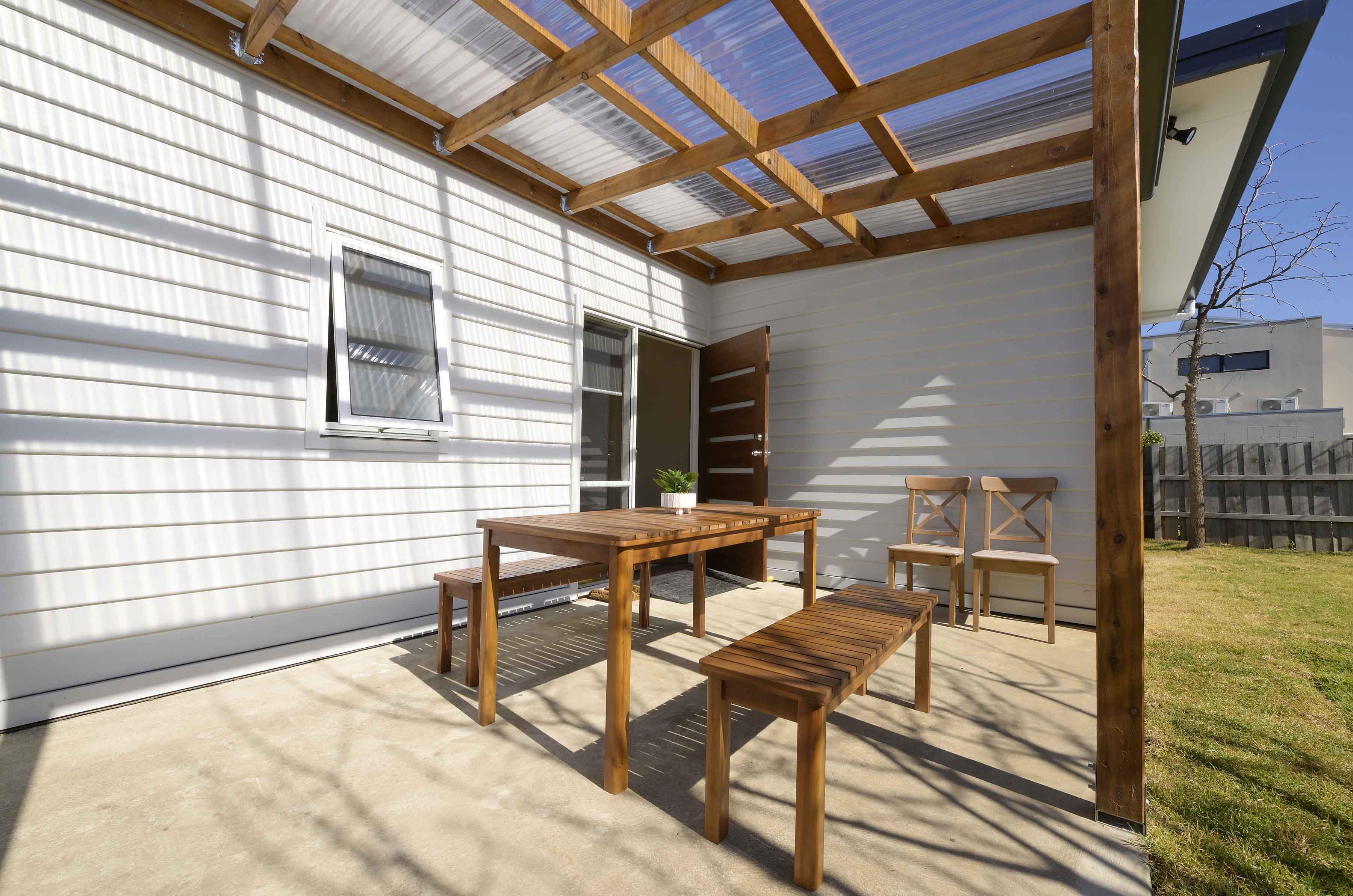 Modern Comfort, Prime Location! — Home image 4