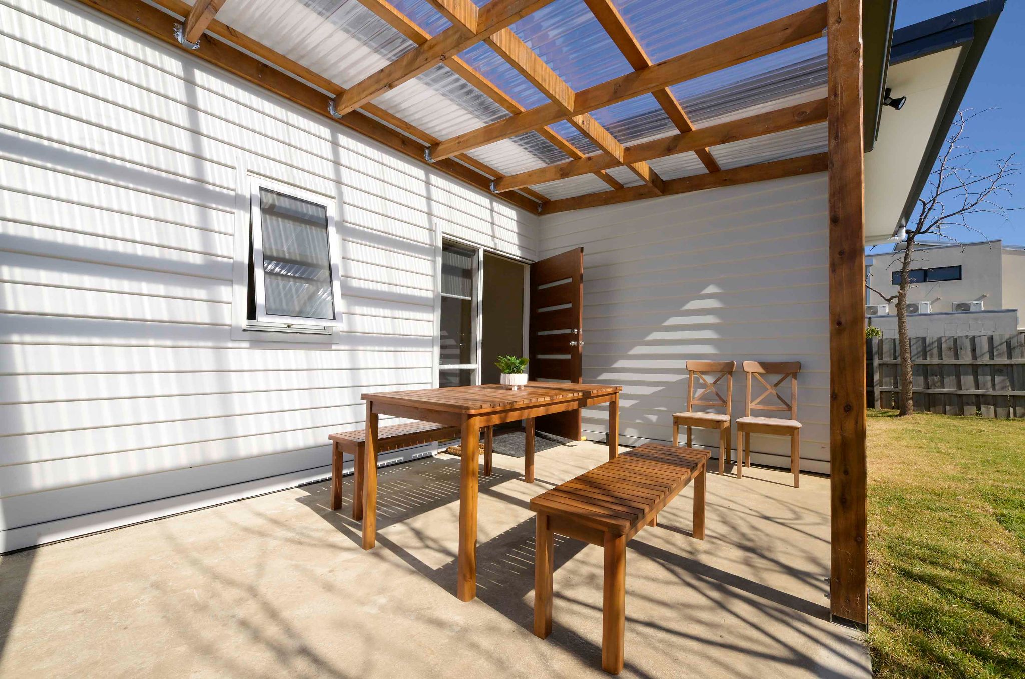 Modern Comfort, Prime Location! — Home image 4