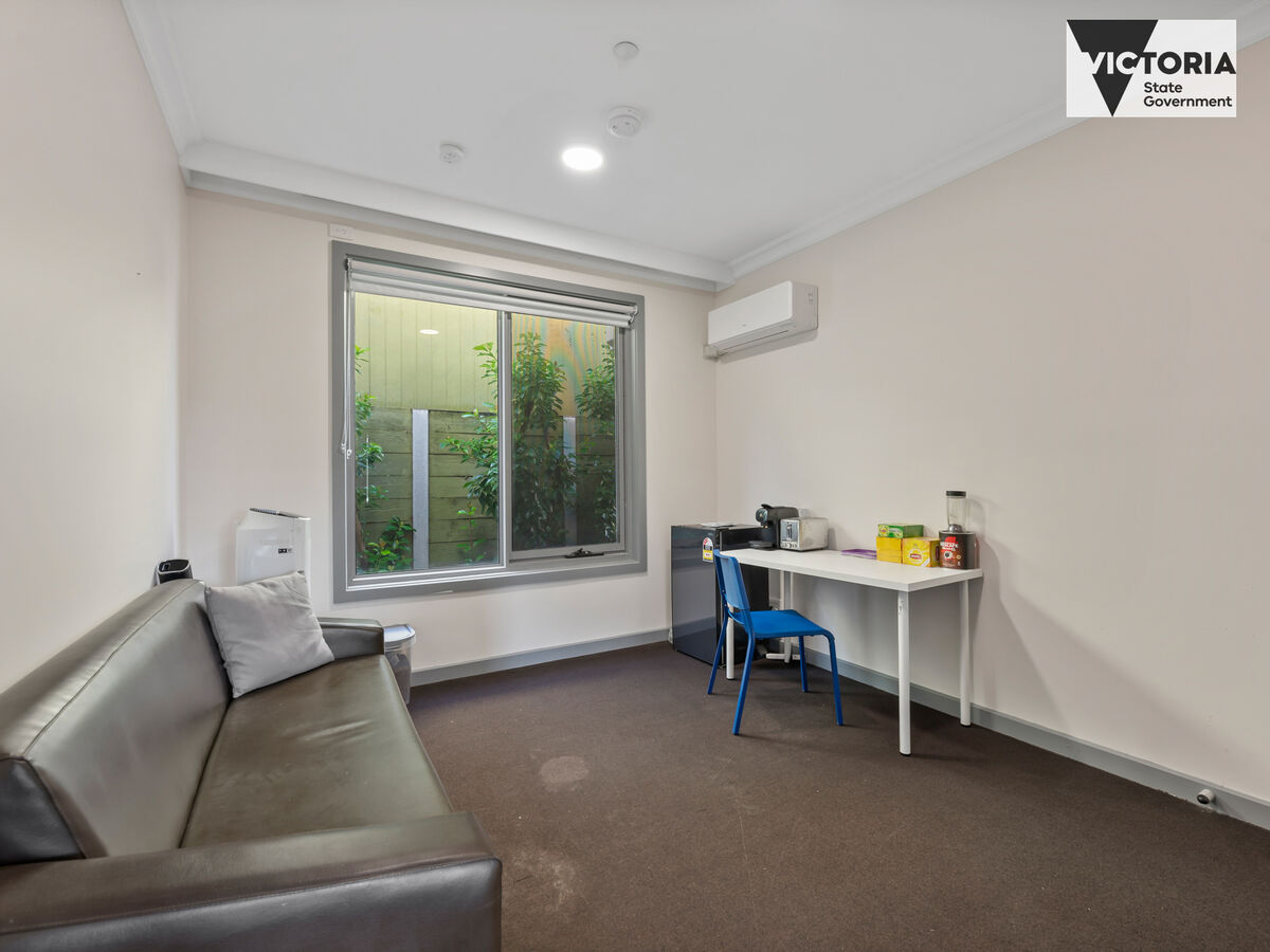 Share a home in Kew — Home image 5