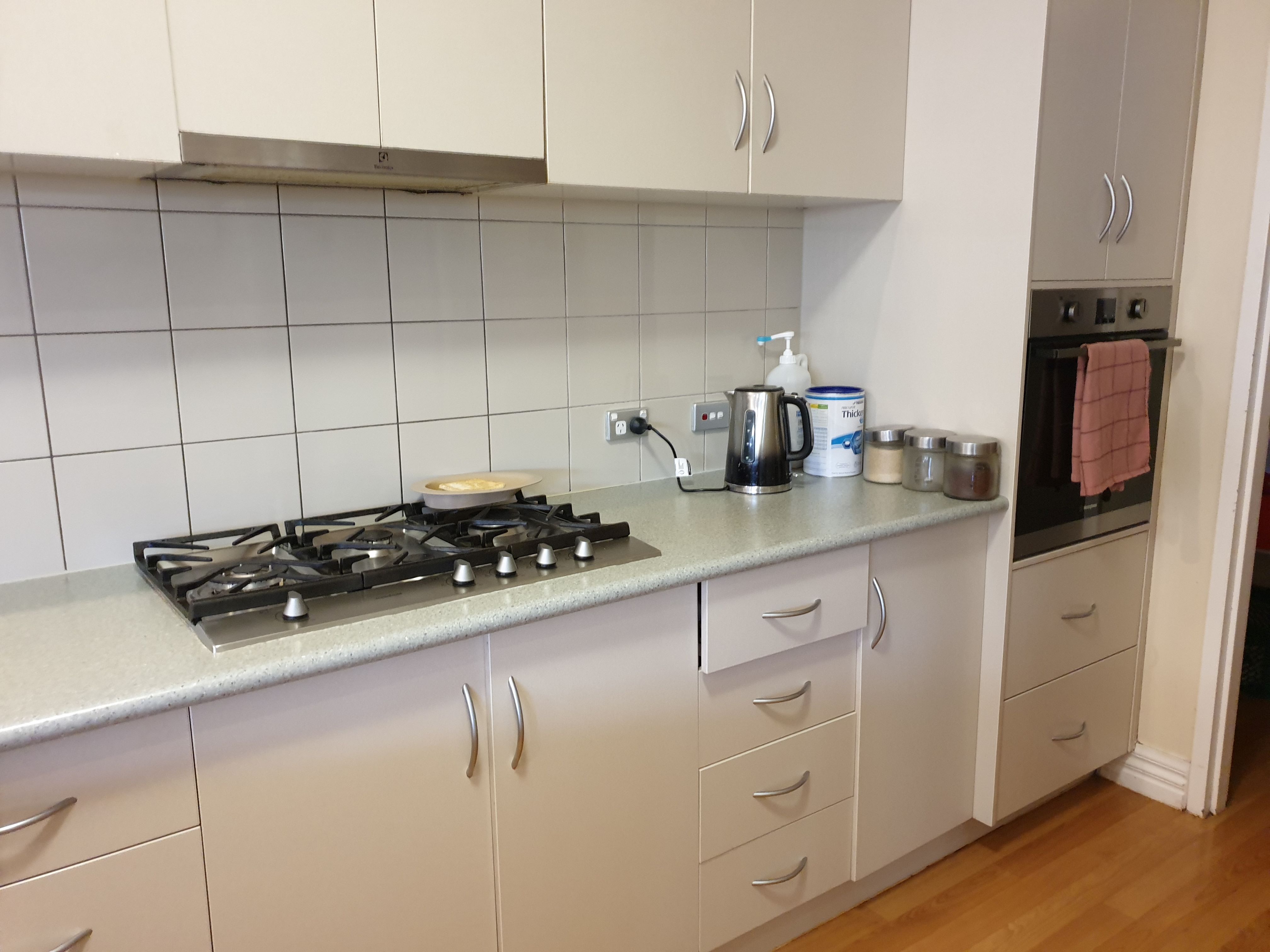 2 bedrooms available - High Physical Support - Shared Accommodation — Home image 3