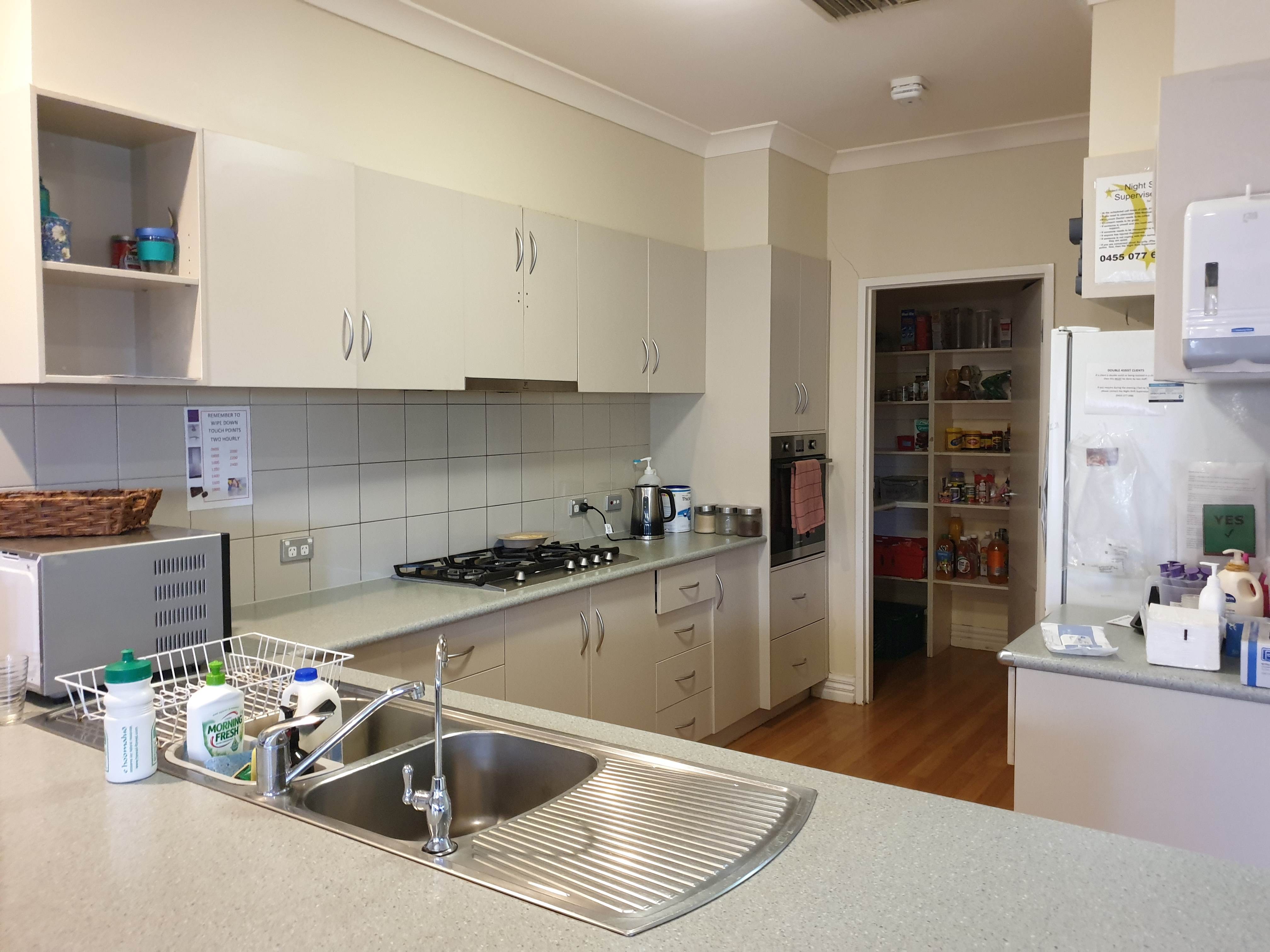 2 bedrooms available - High Physical Support - Shared Accommodation — Home image 8