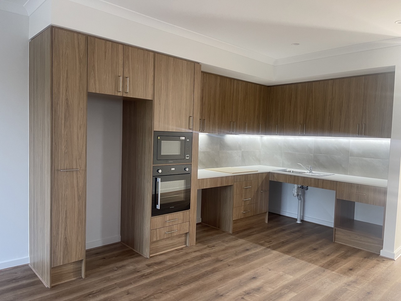 Morphette Vale Robust SDA home — Home image 3