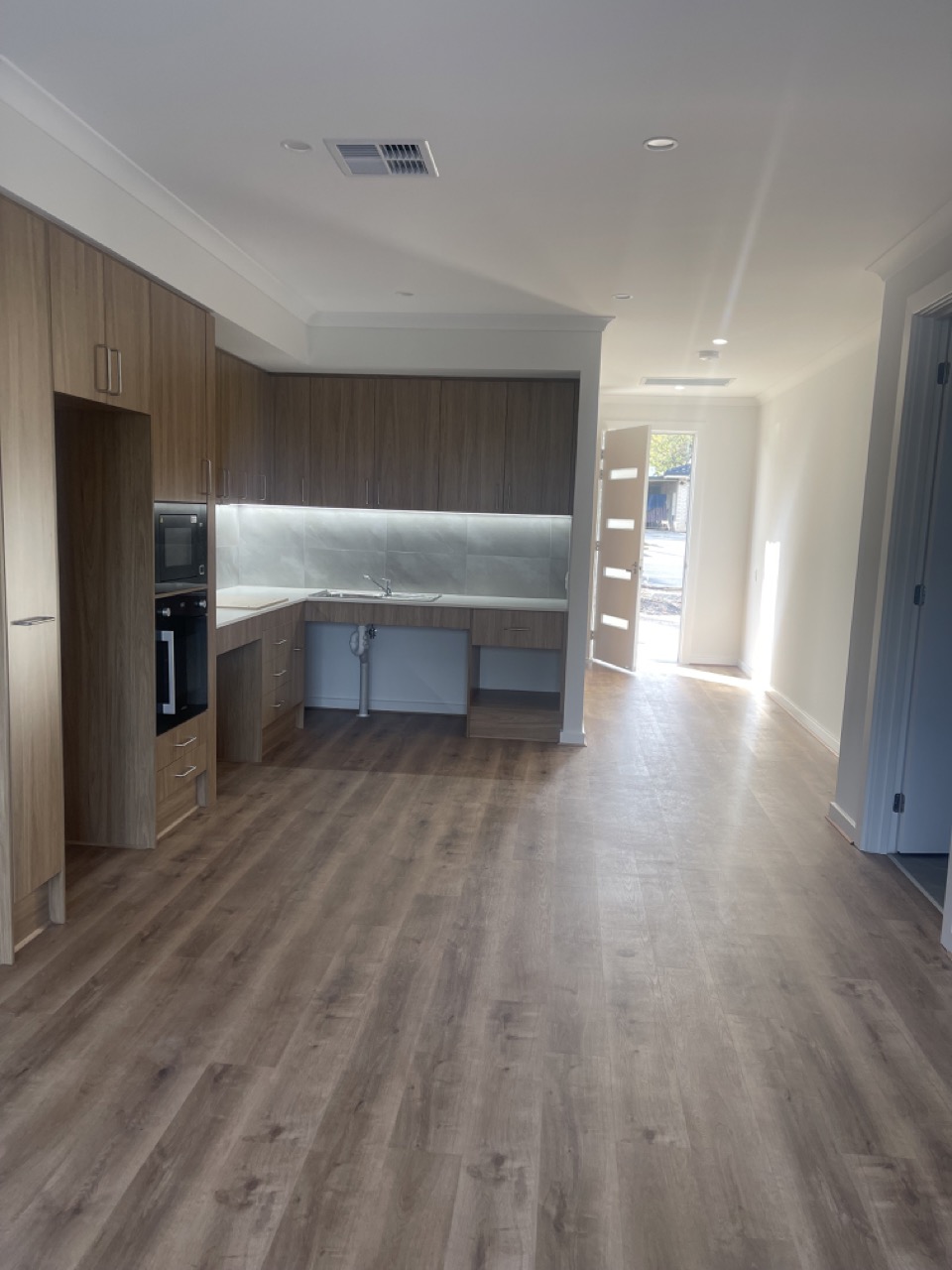 Morphette Vale Robust SDA home — Home image 4