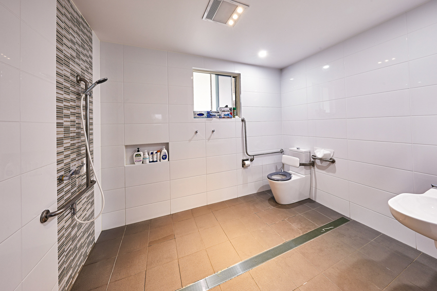 Stunning purpose-built home in Bilambil Heights — Home image 5