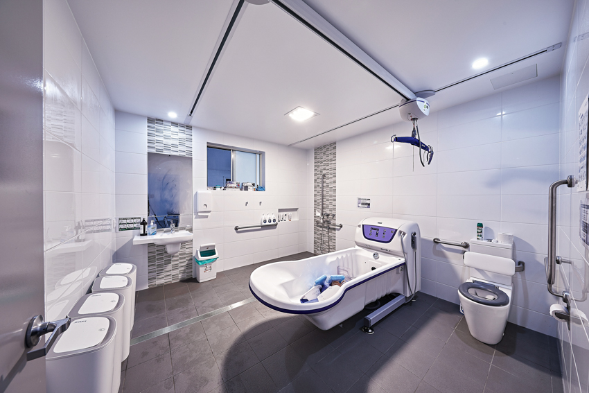Stunning purpose-built home in Bilambil Heights — Home image 9