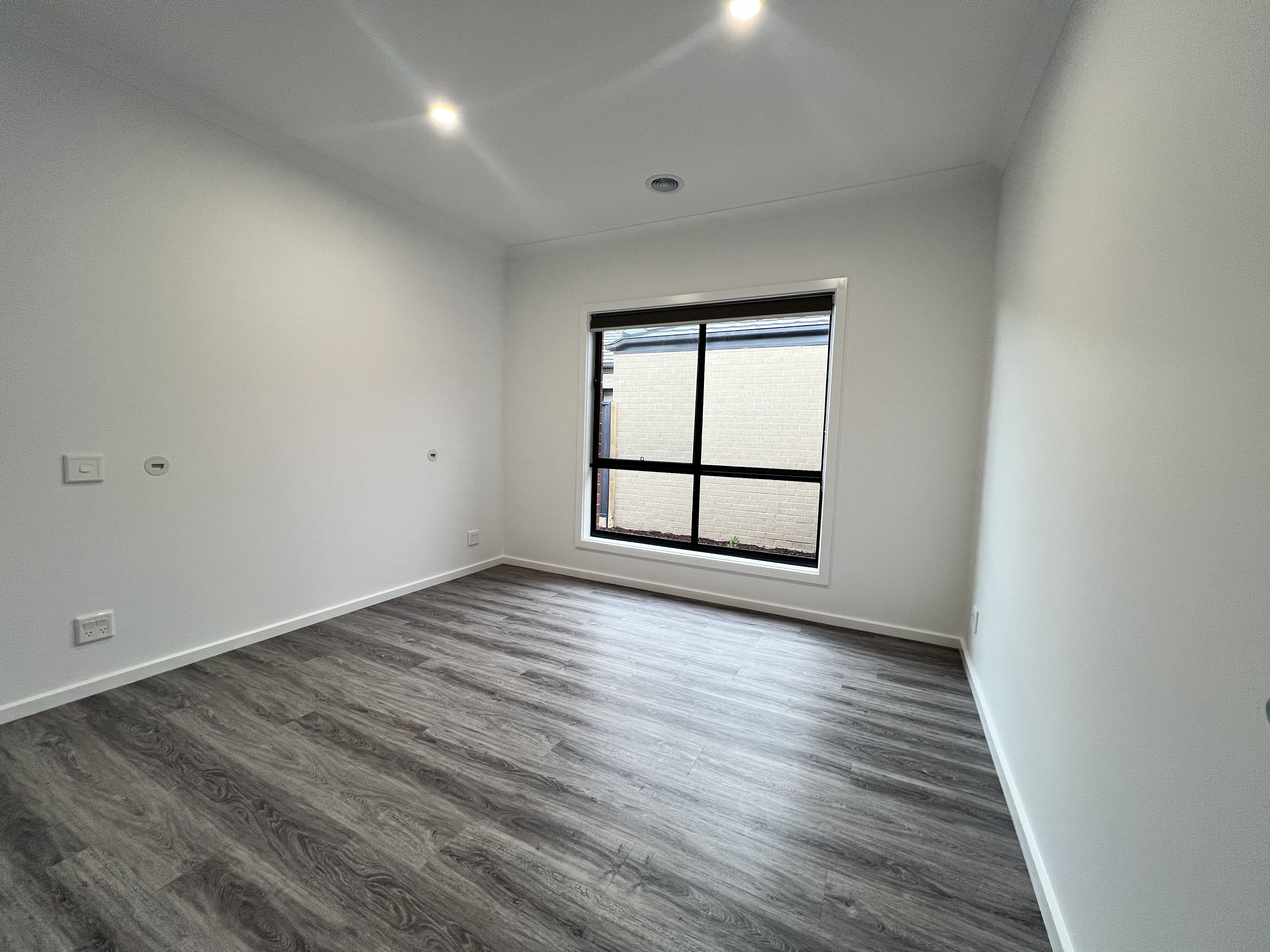 SDA Robust Home – Peaceful Living by Nature in Weir Views — Home image 2