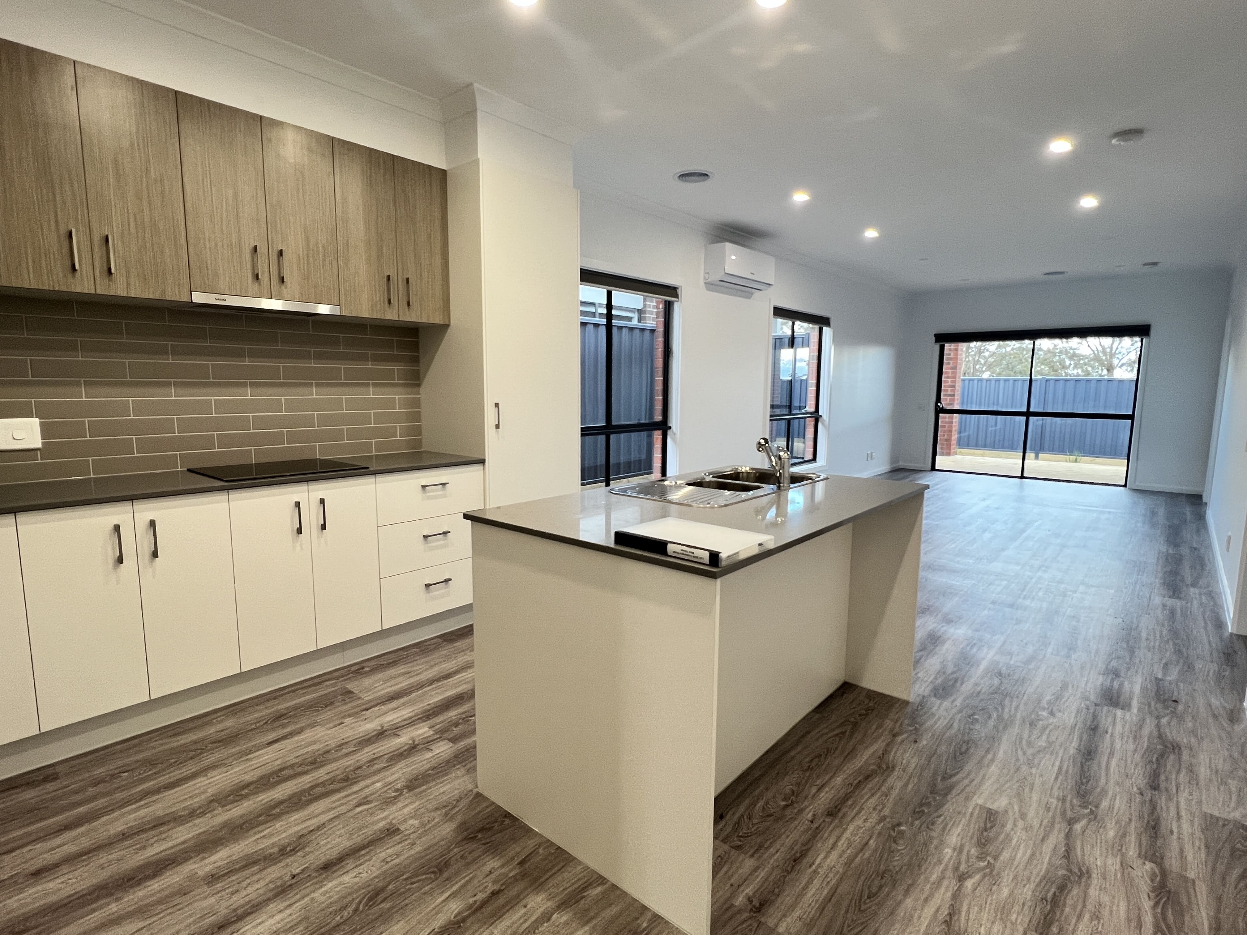 SDA Robust Home – Peaceful Living by Nature in Weir Views — Home image 5