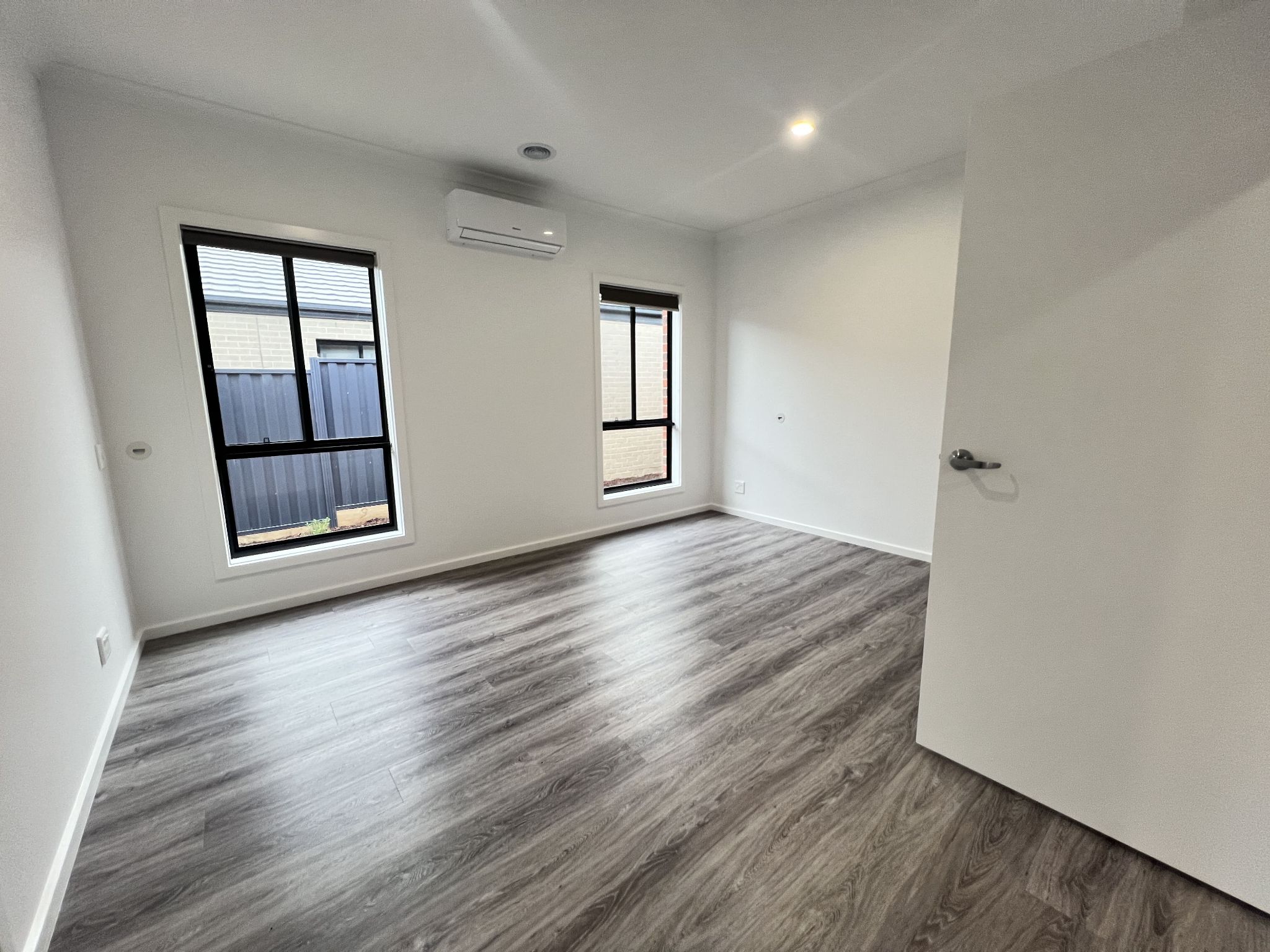 SDA Robust Home – Peaceful Living by Nature in Weir Views — Home image 6