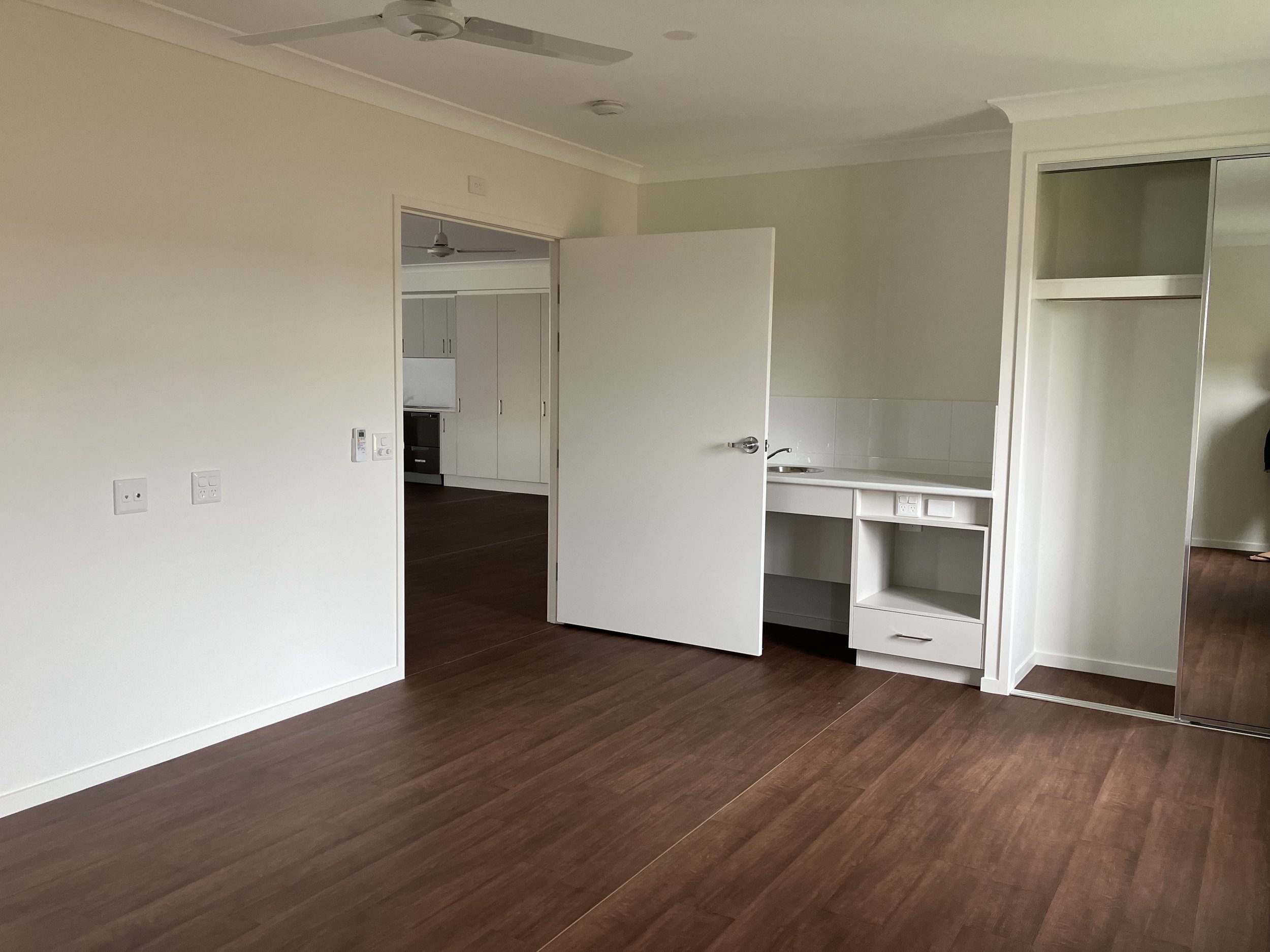 The Burlings, Greater Ascot Shaw | SDA in a Vibrant Community Like No Other — Home image 4