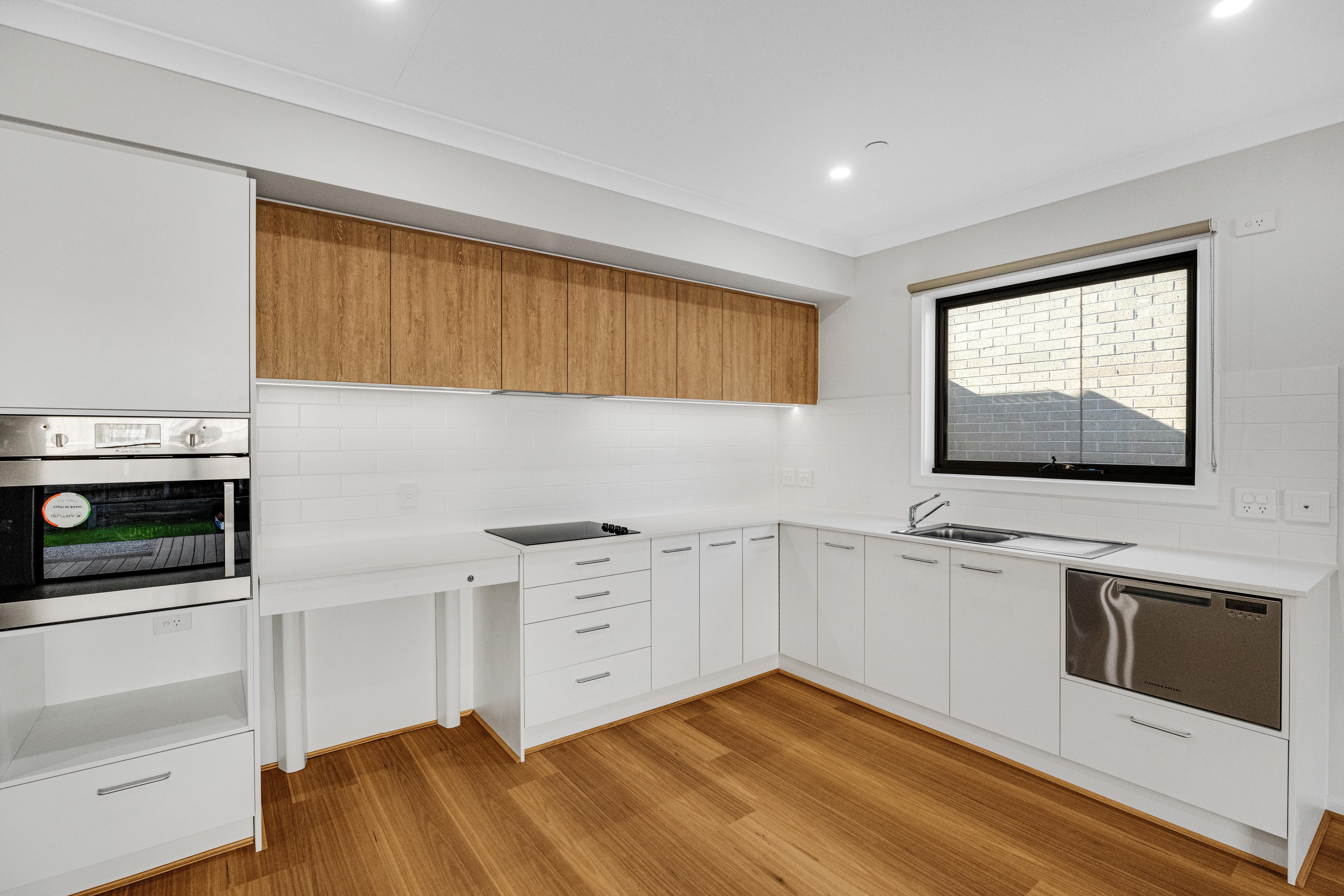 Dream 2+OOA HPS SDA Home in Lynbrook – Convenience & Lifestyle All in One — Home image 3