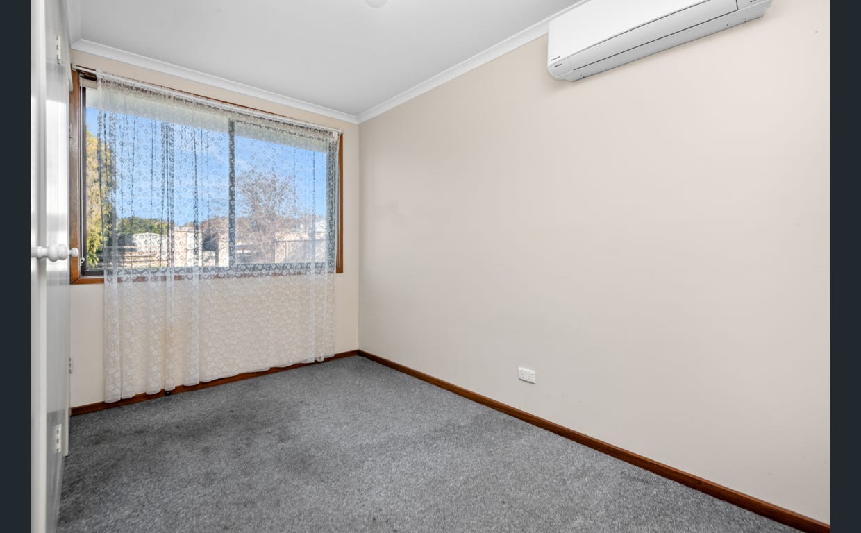New House in Kangaroo Flat, VIC — Home image 5
