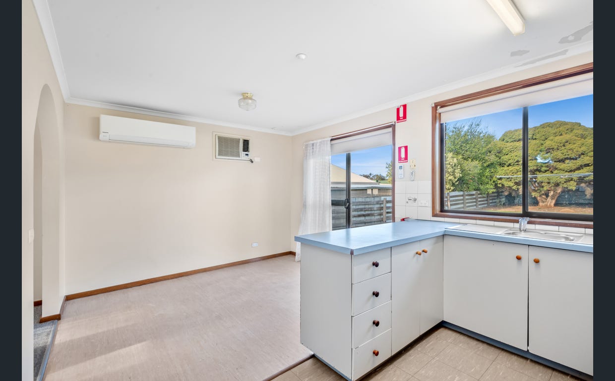 New House in Kangaroo Flat, VIC — Home image 7
