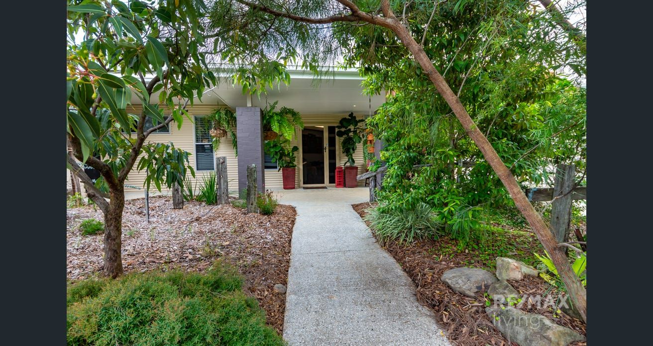 Lake House, Caboolture — Home image 2