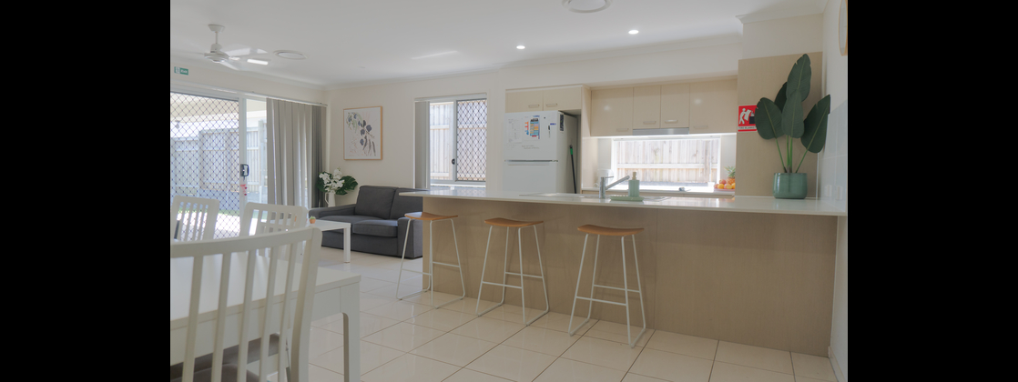 Thornland SIL Vacancy — Home image 3