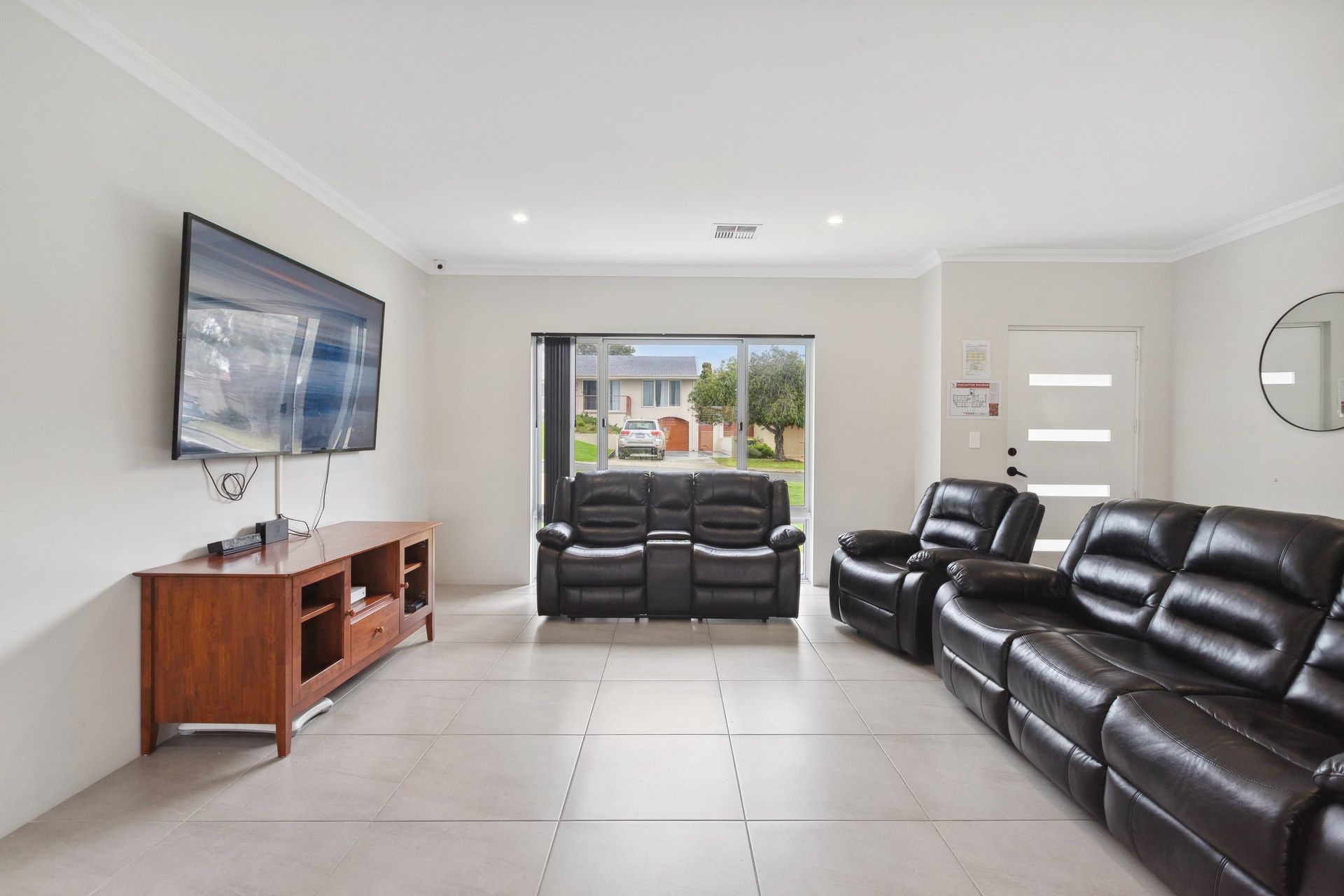 Lovely Shoalwater SIL — Home image 5