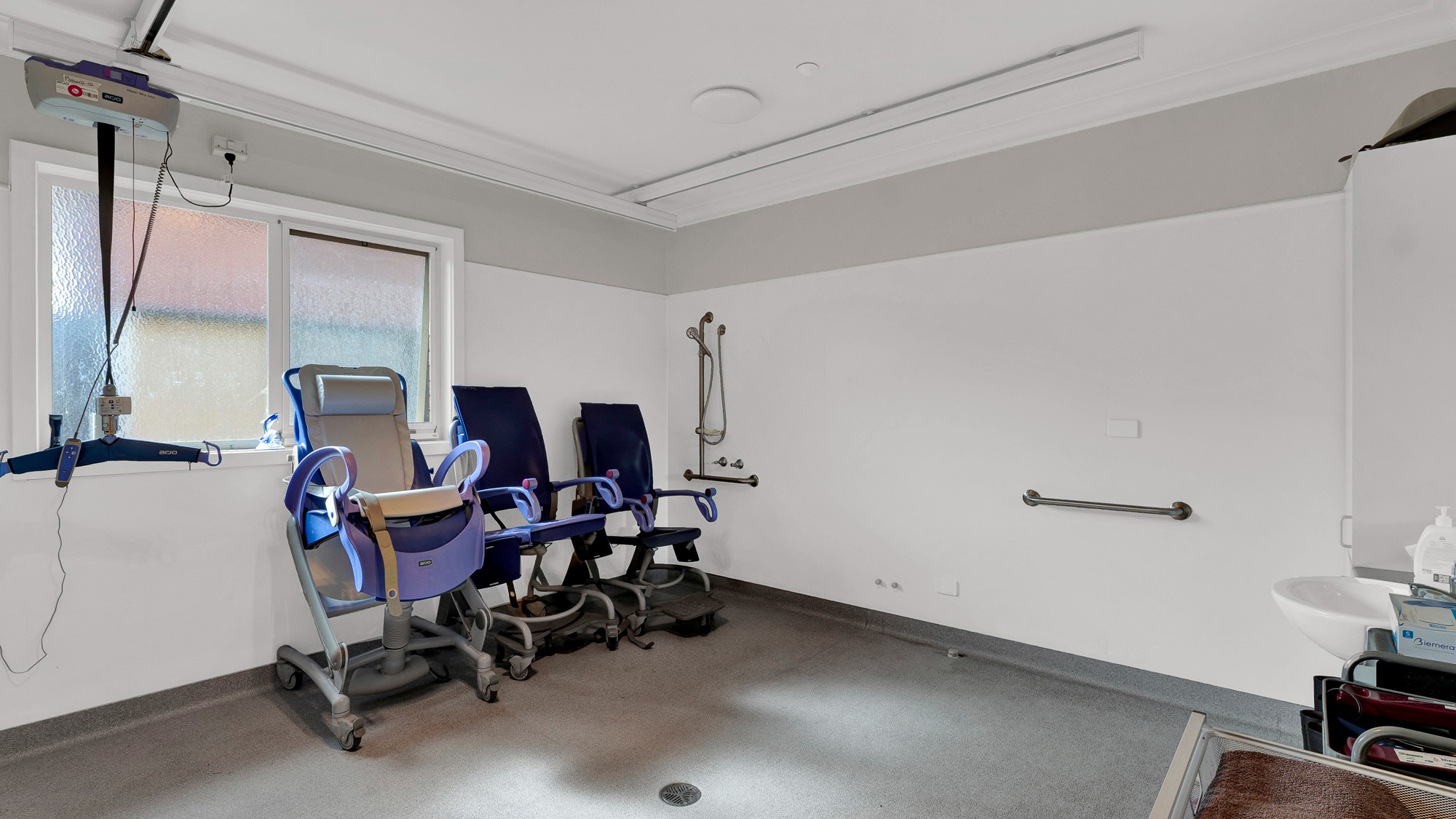 Fully accessible property in Mount Waverley — Home image 3