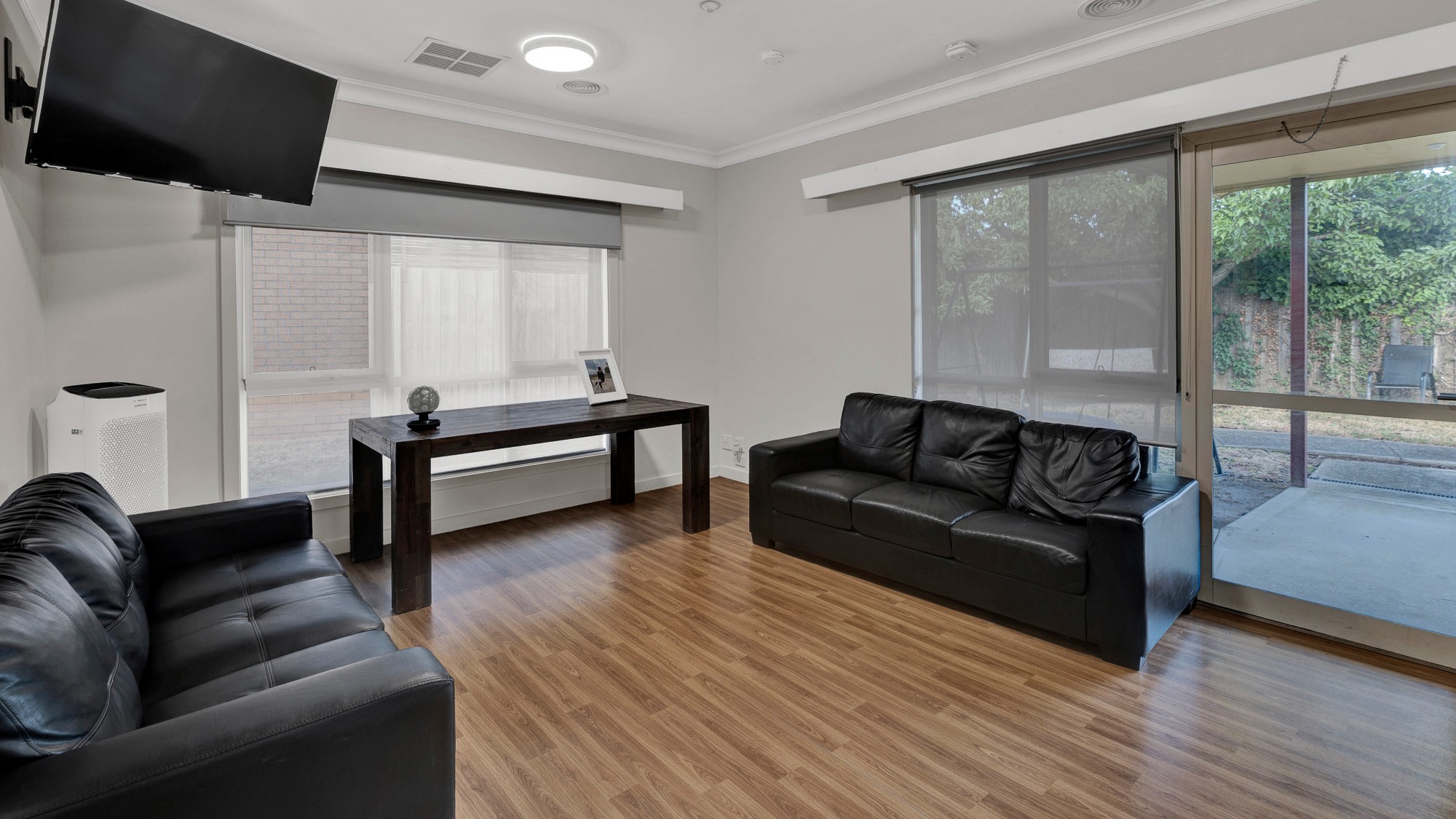 Fully accessible property in Mount Waverley — Home image 4