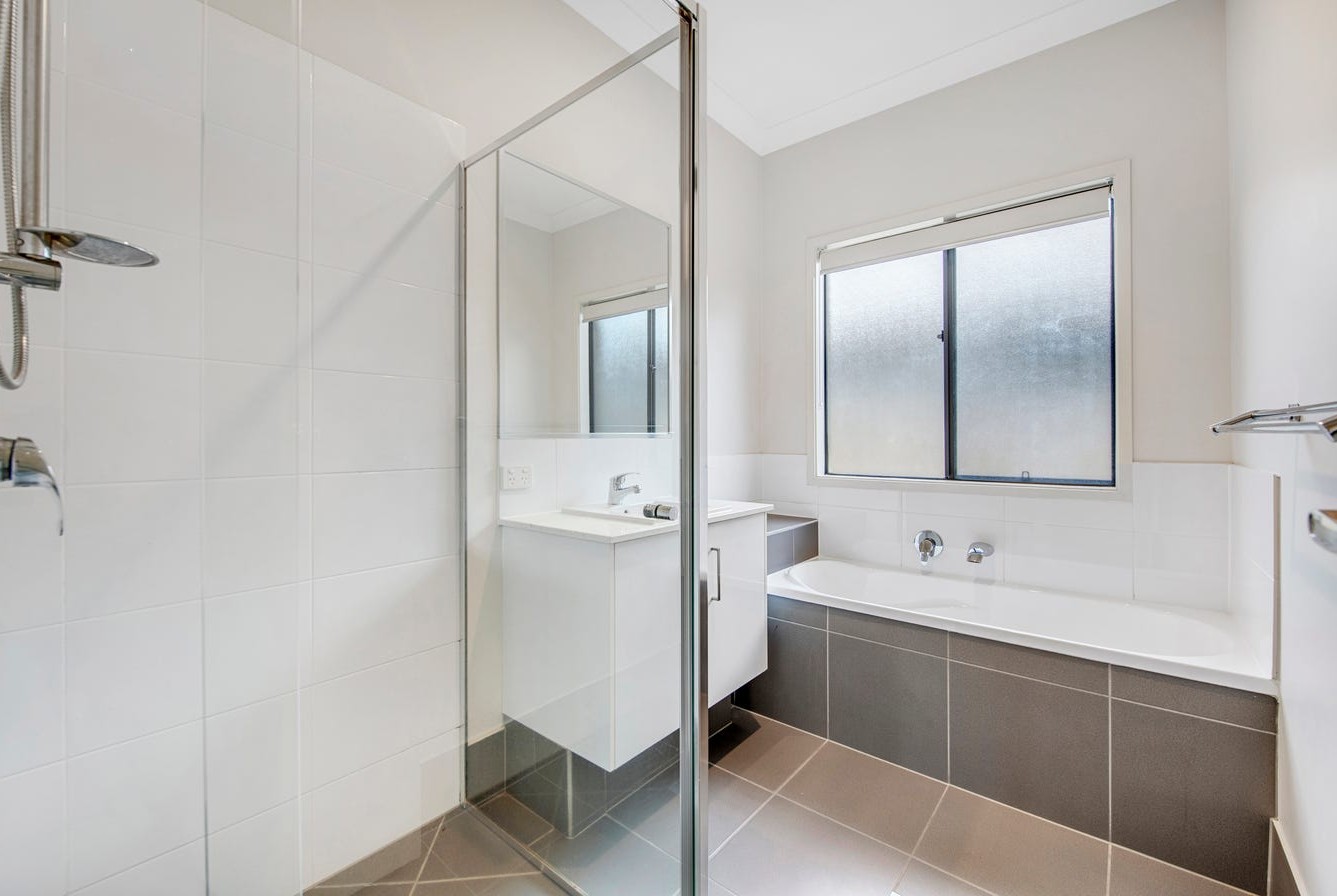 SIL - Pimpama on the Gold Coast — Home image 2