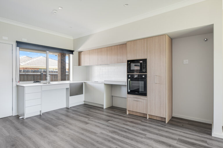 Cranbourne (Alexander Street) — Home image 2