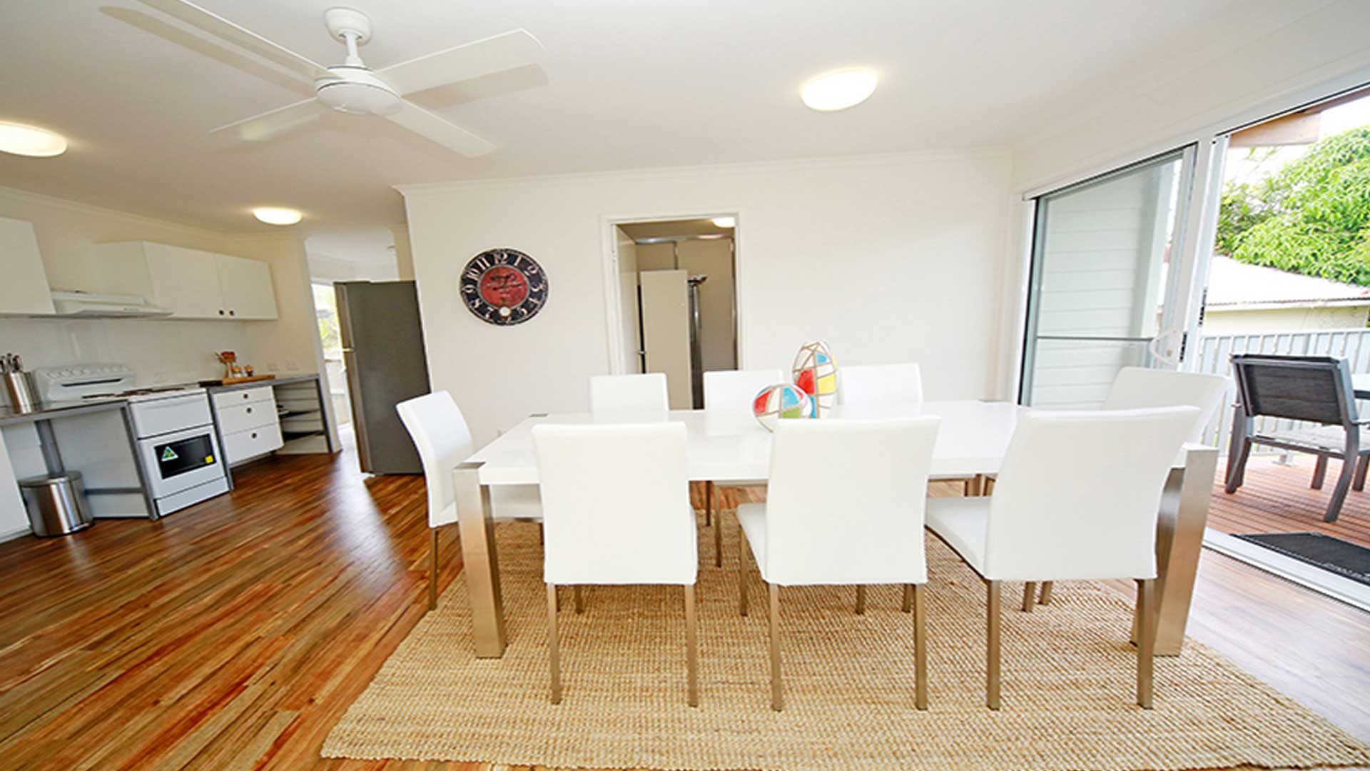 2-storey house in Byron Bay — Home image 3