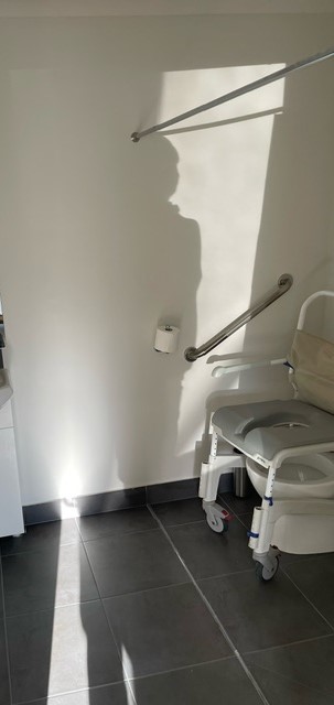 Accessible SIL Accommodation with One Vacant Room in White Hills — Home image 3