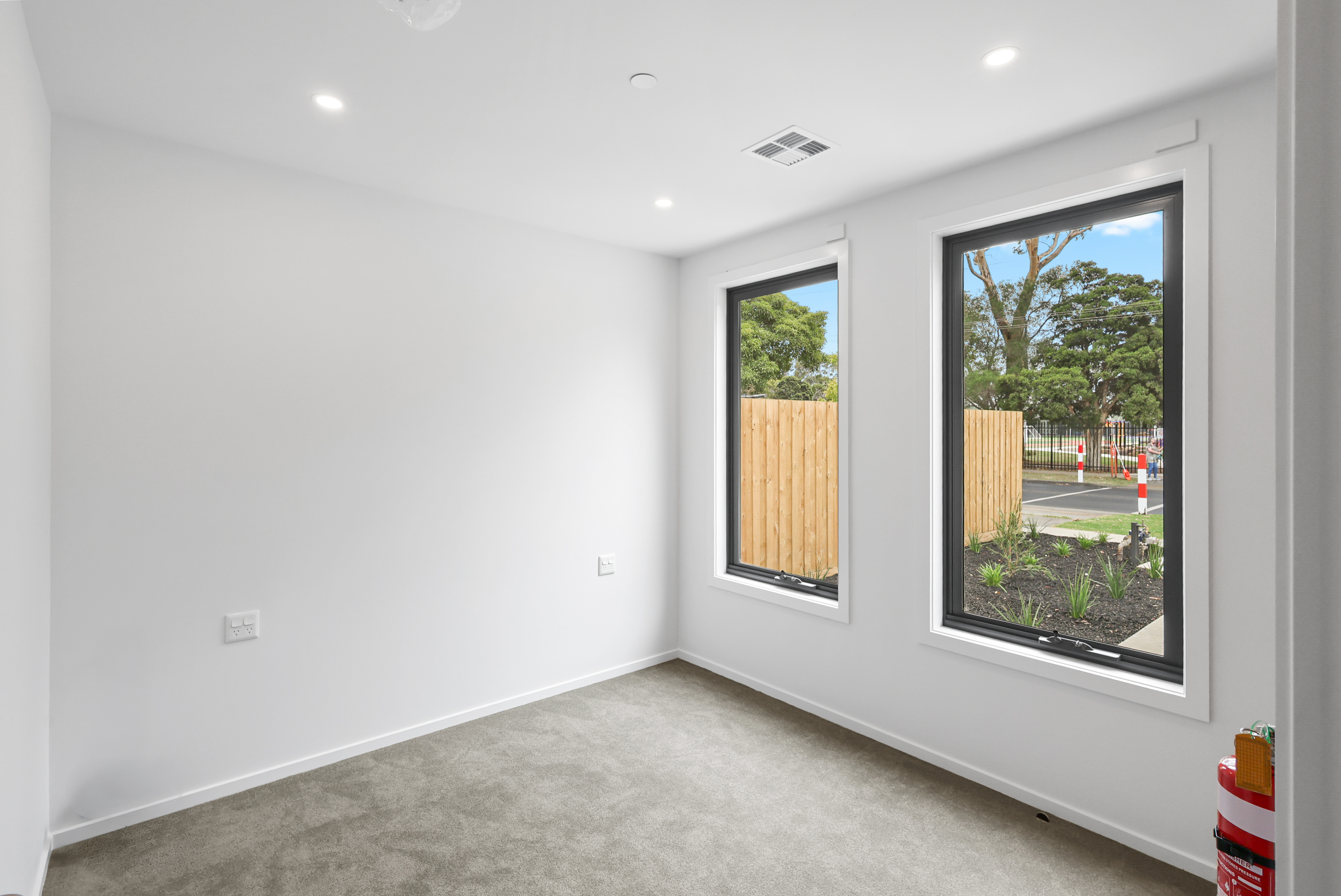 Luxury HPS Living in Cranbourne — Home image 6