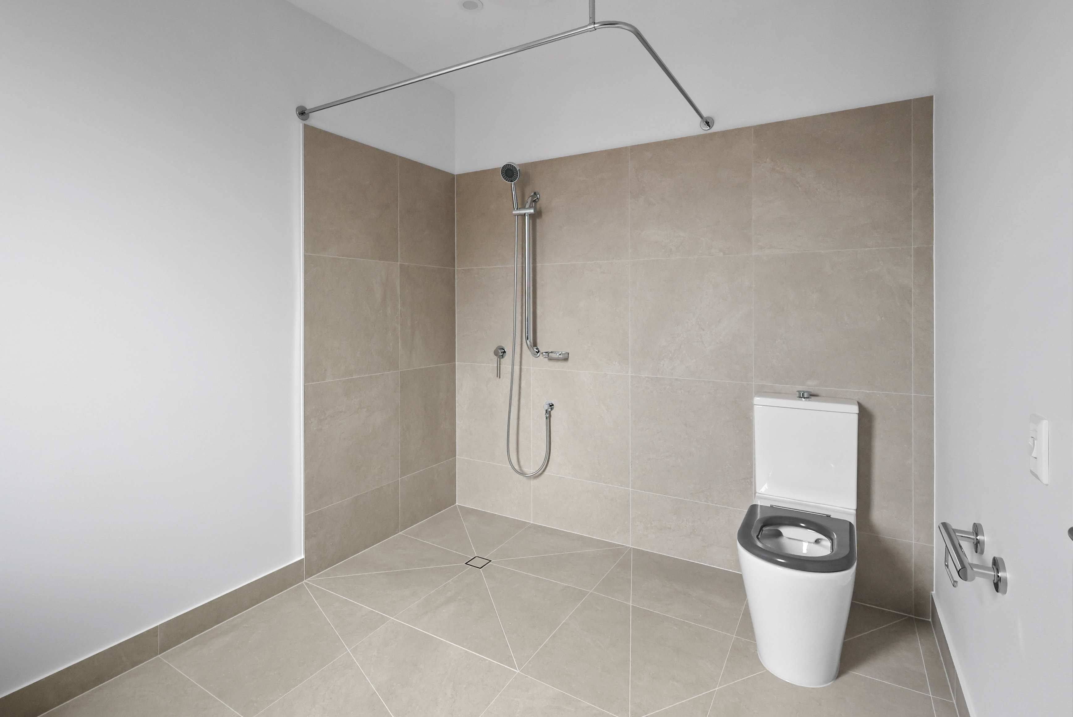 Luxury HPS Living in Cranbourne — Home image 11