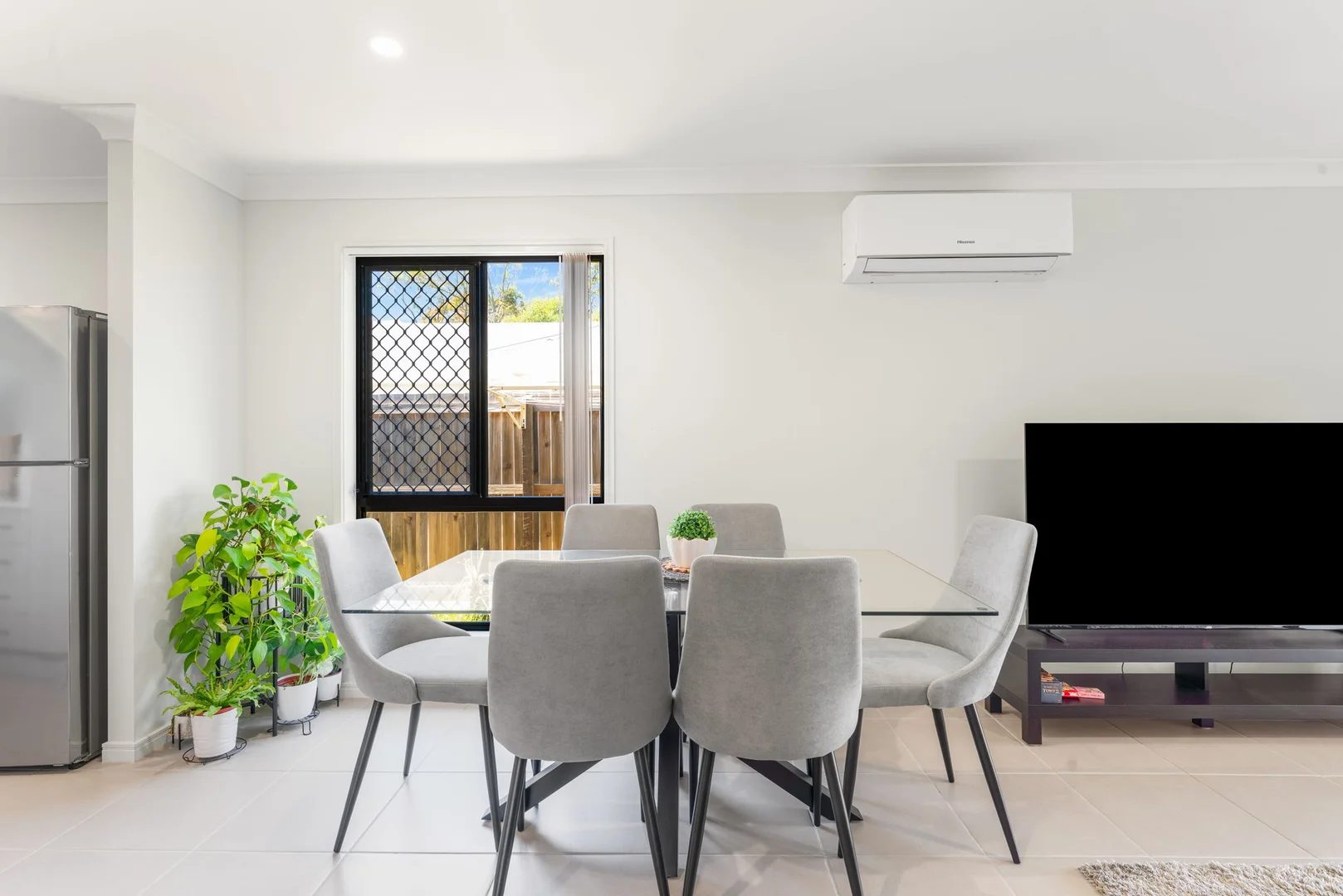 Duplex - SIL 3 Bed, 2 Bathroom at Marsden — Home image 3