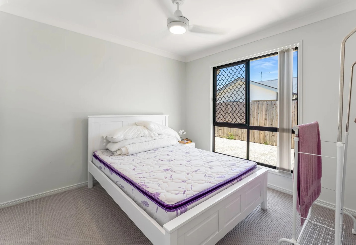Duplex - SIL 3 Bed, 2 Bathroom at Marsden — Home image 4
