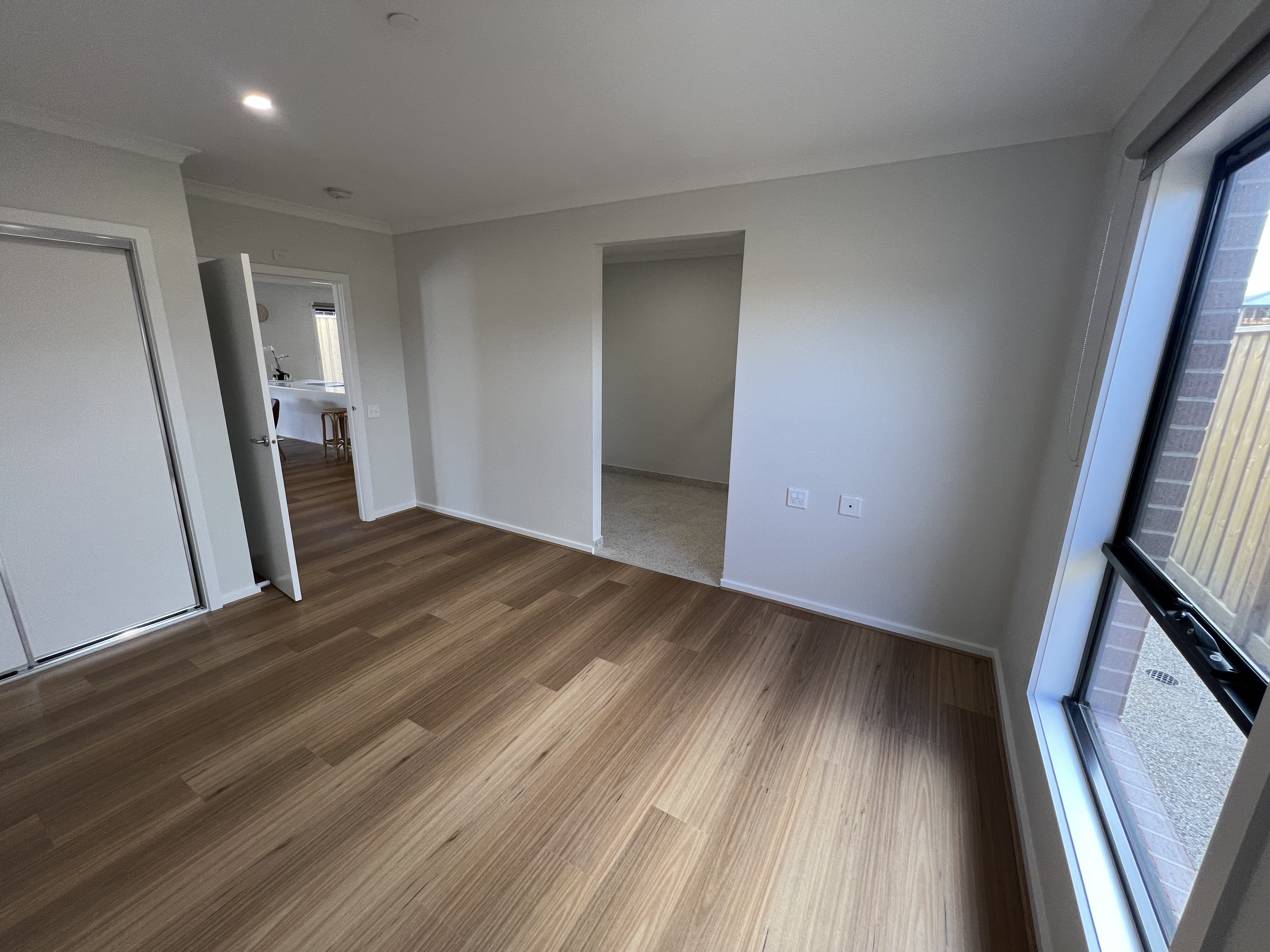 Sunshine West — Home image 4