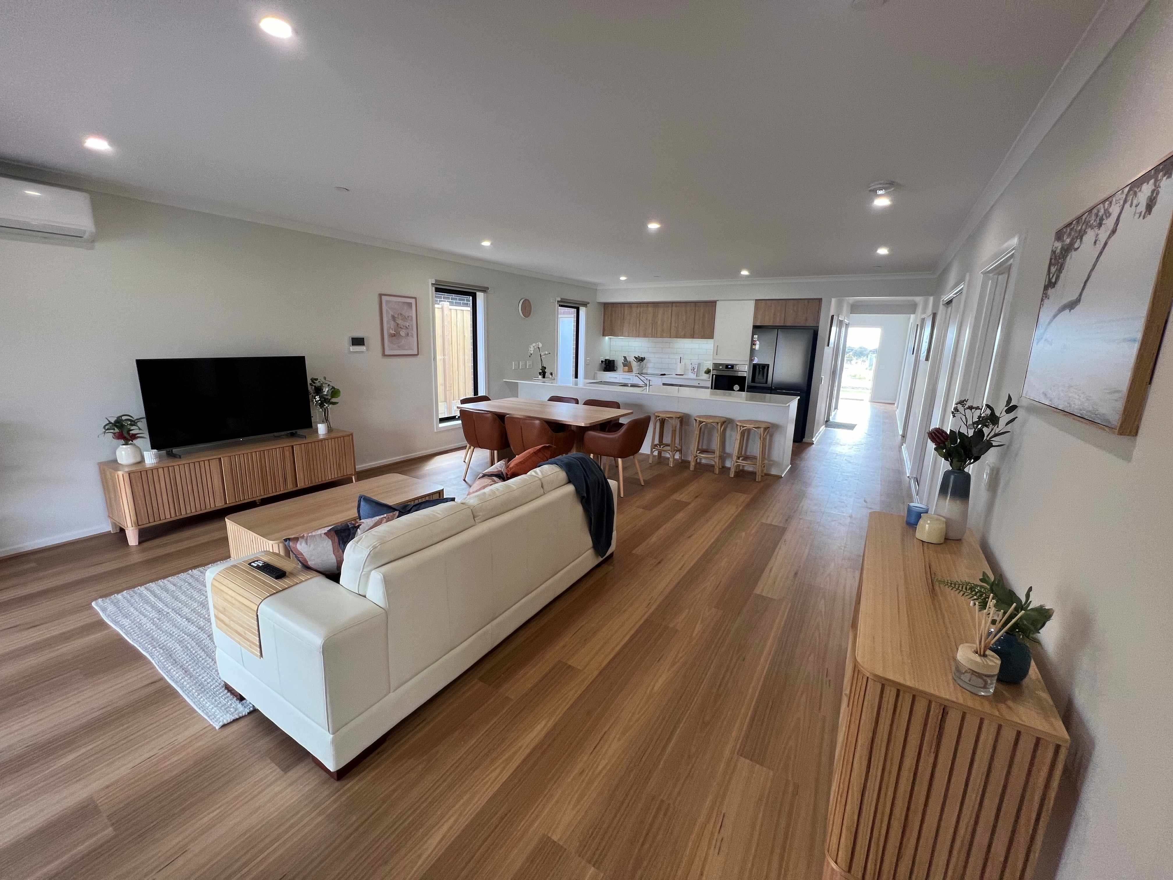 Modern HPS SDA Home in Sunshine West — Home image 5