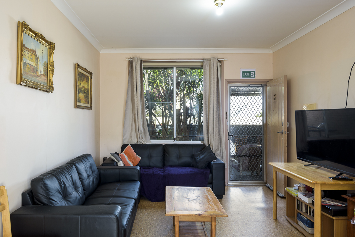 Generously-sized, self-contained bedroom within the heart of New Lambton — Home image 9
