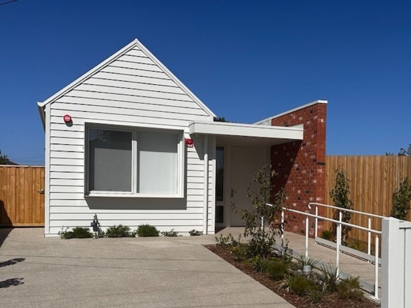 Jason seeking to share this SDA HPS / FA / IL 2 Resident House — Home image 2